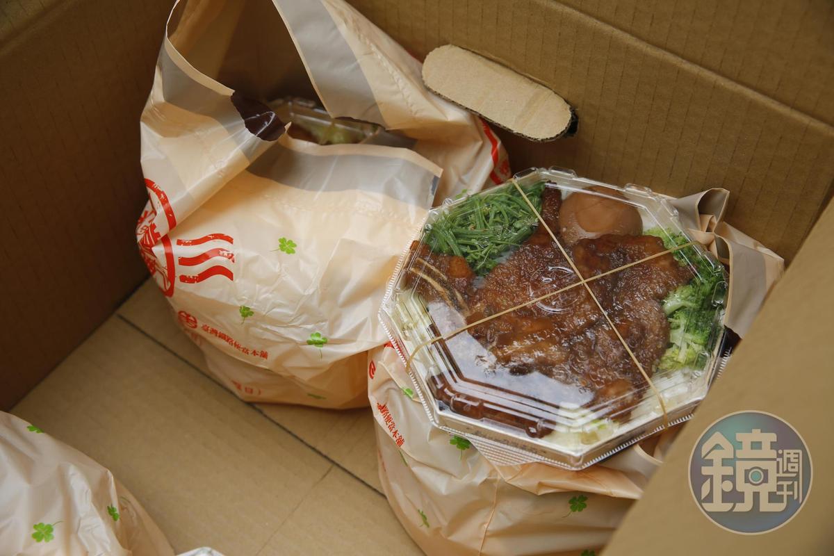 台灣的鐵路便當，深受不少國人與觀光客喜愛。（本刊資料照）