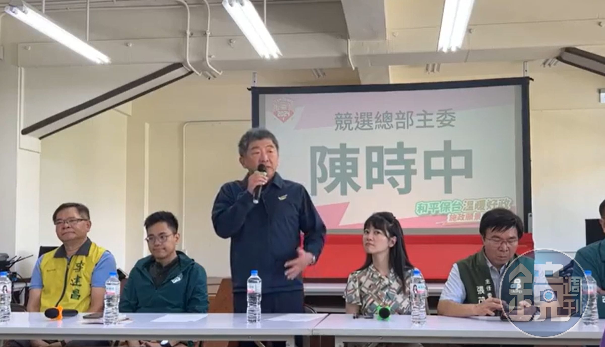 陳時中現身挺高嘉瑜。（翻攝自臉書＠高嘉瑜）