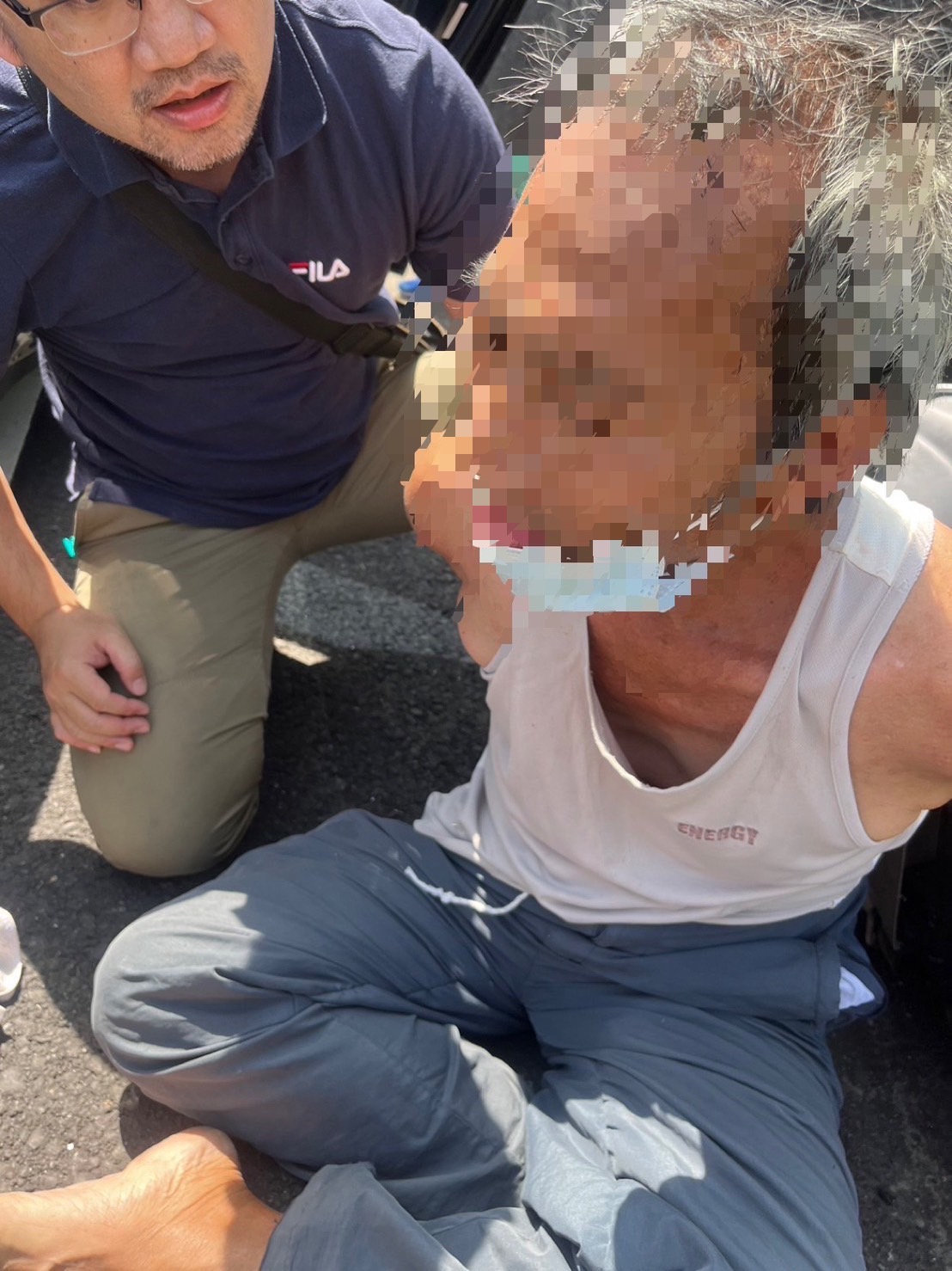 63歲的吳嫌殺人後從容離開，被警方逮捕後還堅不吐實。（翻攝畫面）