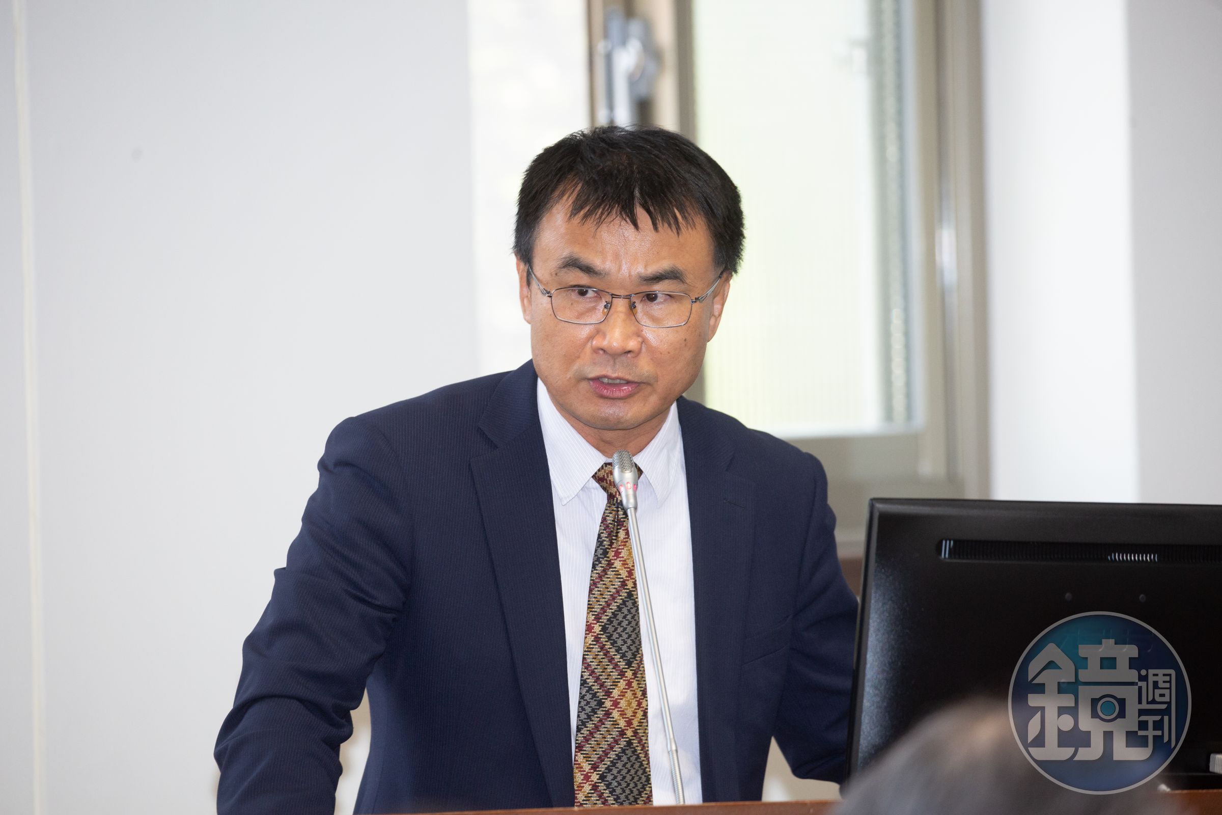 進口蛋爭議延燒，農業部長陳吉仲因昨（17日）傳出請辭獲慰留，去留問題引起關注。