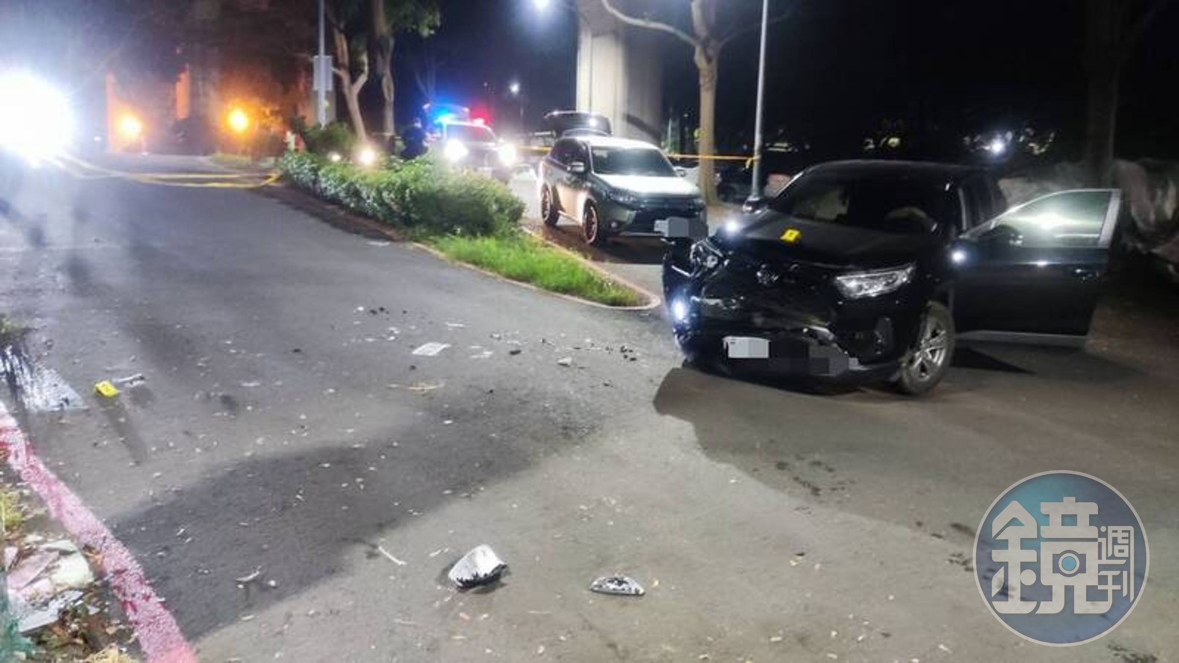 警方連開19槍,當場壓制呂男,陳姓兄弟檔逃逸,胞弟因跳河受傷被捕。(翻攝畫面)