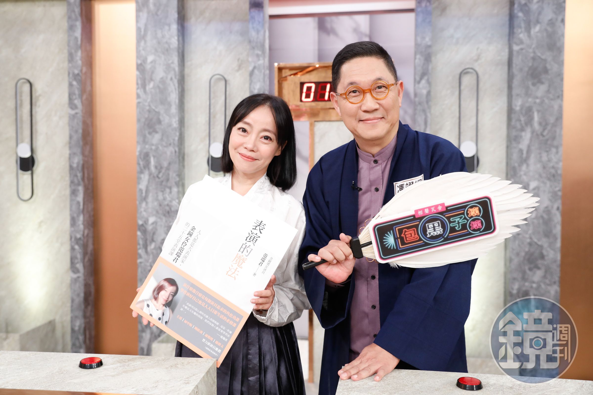 范瑞君(左)、馮翊綱(右)上節目錄影。