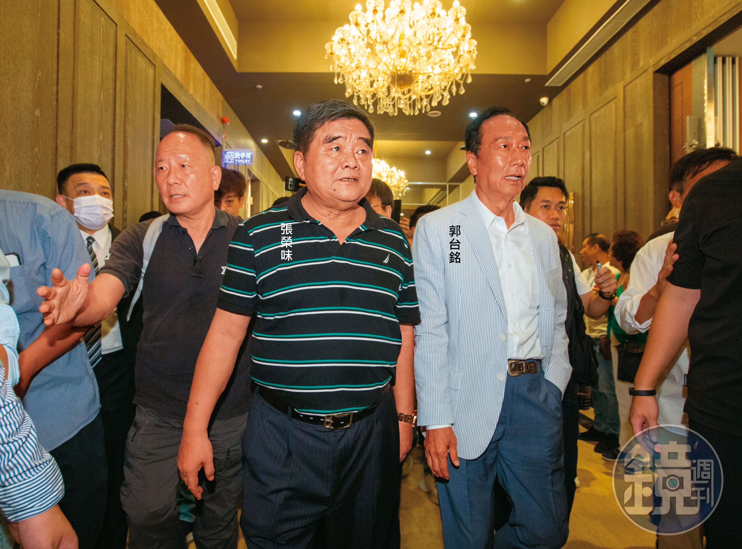 國民黨深知雲林張家是挺郭派的主力，黨高層在8月底、9月初時，嘗試用列入不分區立委安全名單，來說服張家「消極」挺郭。
