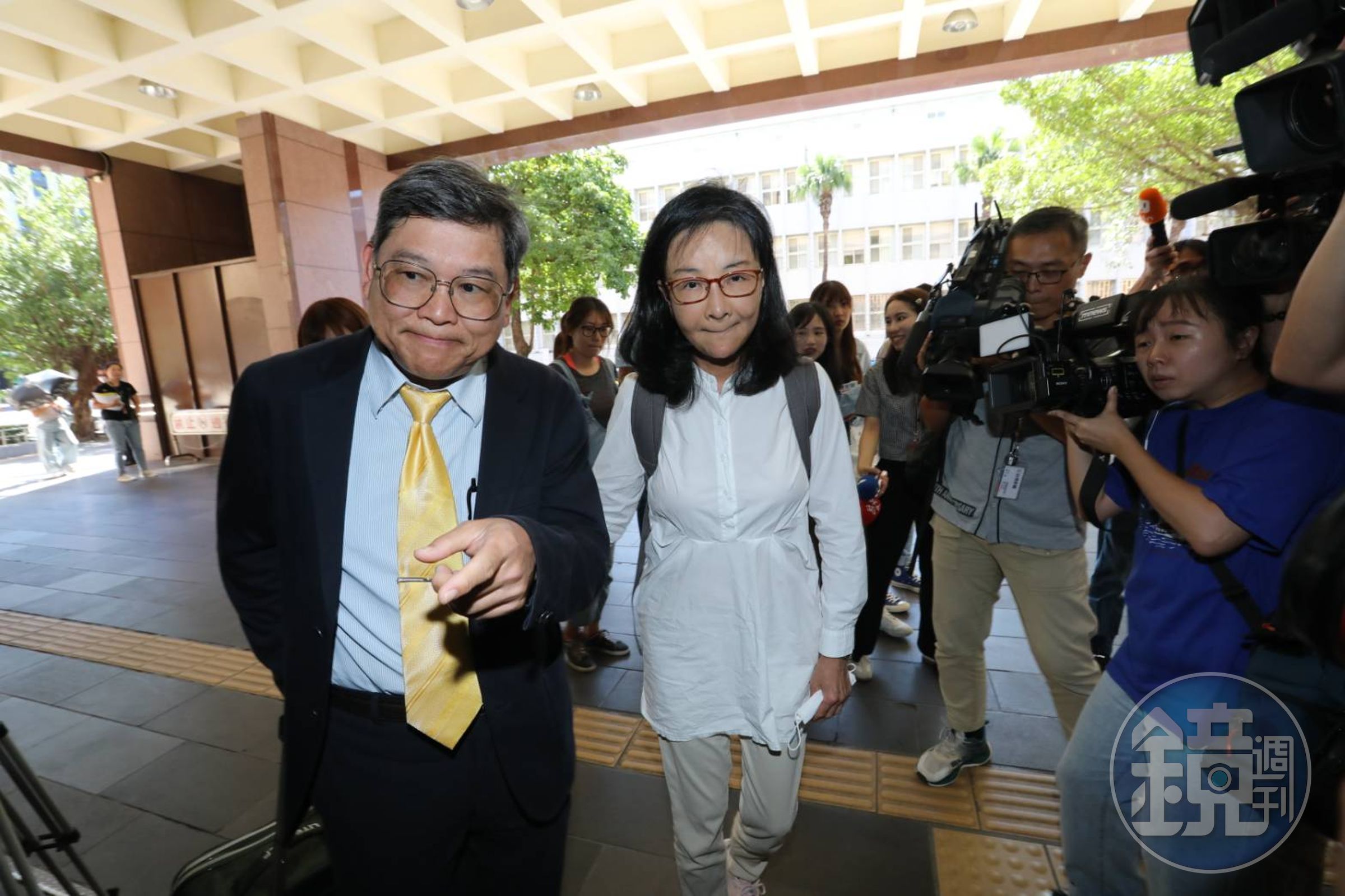 張淑娟（圖）今出庭受訪，談到自己遭霸凌攻擊的經過，感嘆「被人家偷走了一整年」，希望司法可以重判周玉蔻、蔡玉真。