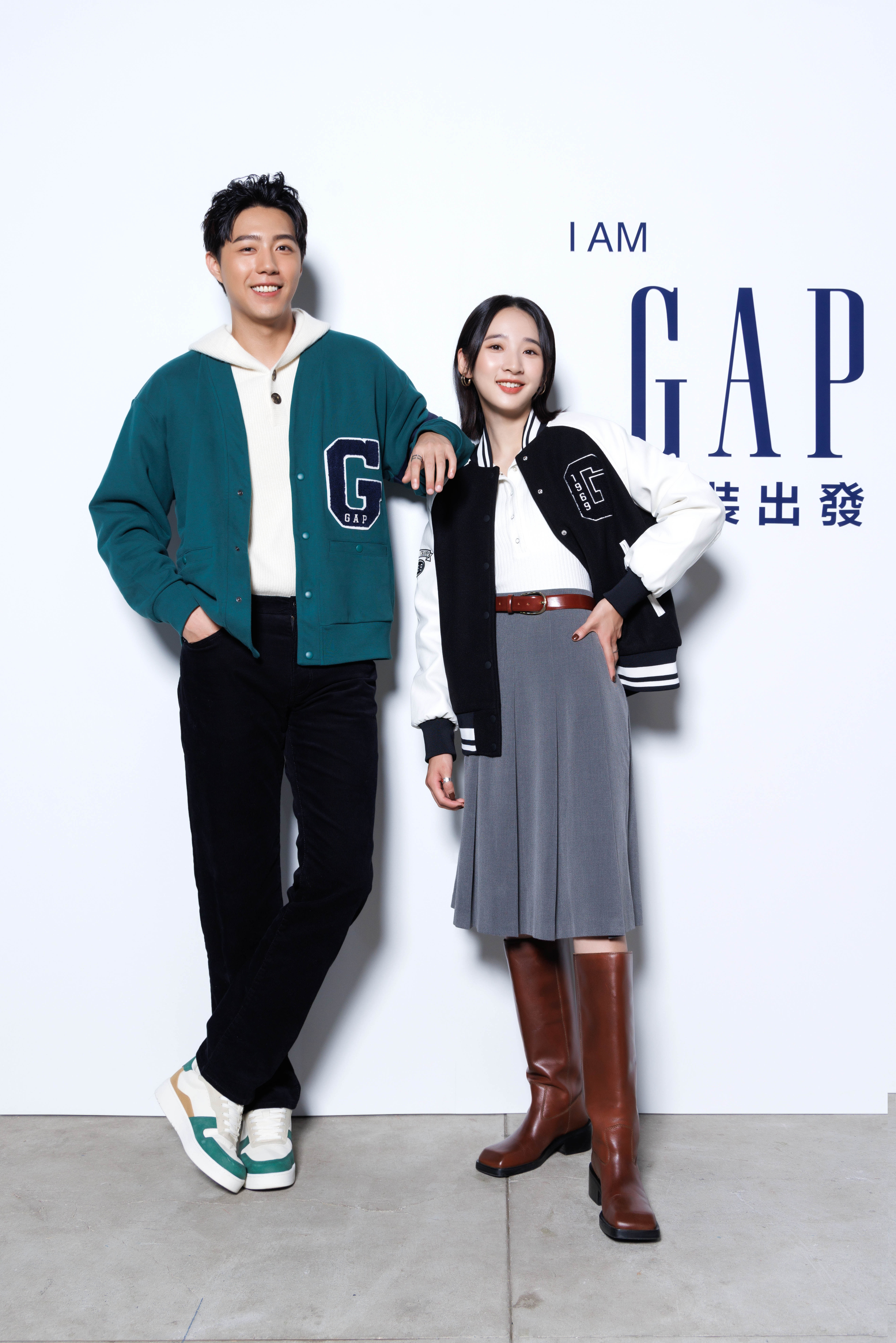 蔡凡熙與李沐時隔2年回鍋美式服裝代言,穿搭風格已與過往不同。(GAP提供)