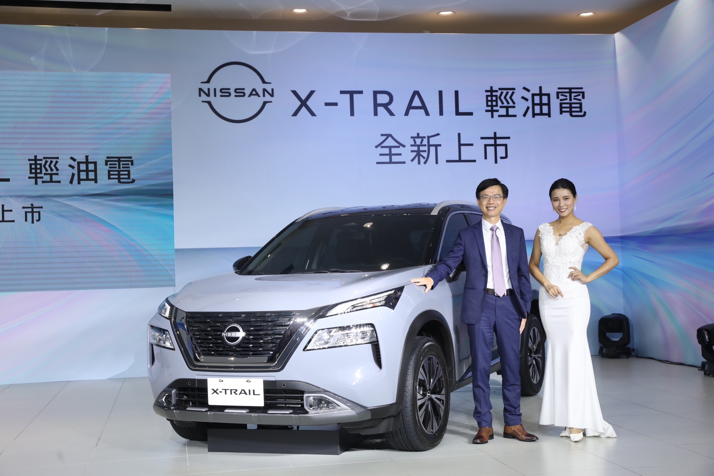 不讓中華車總代理的MG國產車專美於前，同集團的裕日車19日也端出新款重磅休旅車NISSAN X-Trail輕油電，並以104.9萬元起的優惠價格上市。