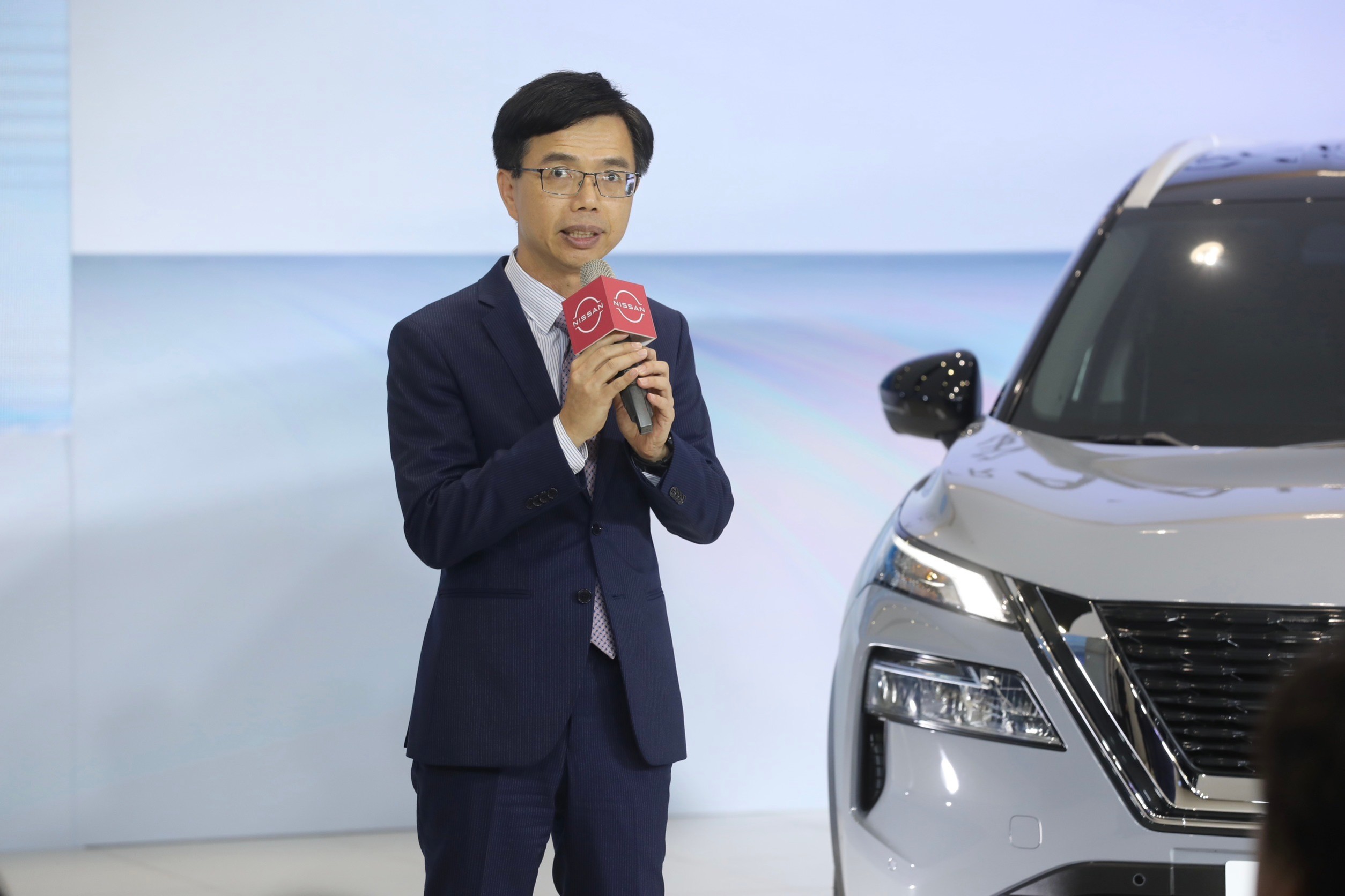 不讓中華車總代理的MG國產車專美於前,同集團的裕日車19日也端出新款重磅休旅車NISSAN X-Trail輕油電,並以104.9萬元起的優惠價格上市。