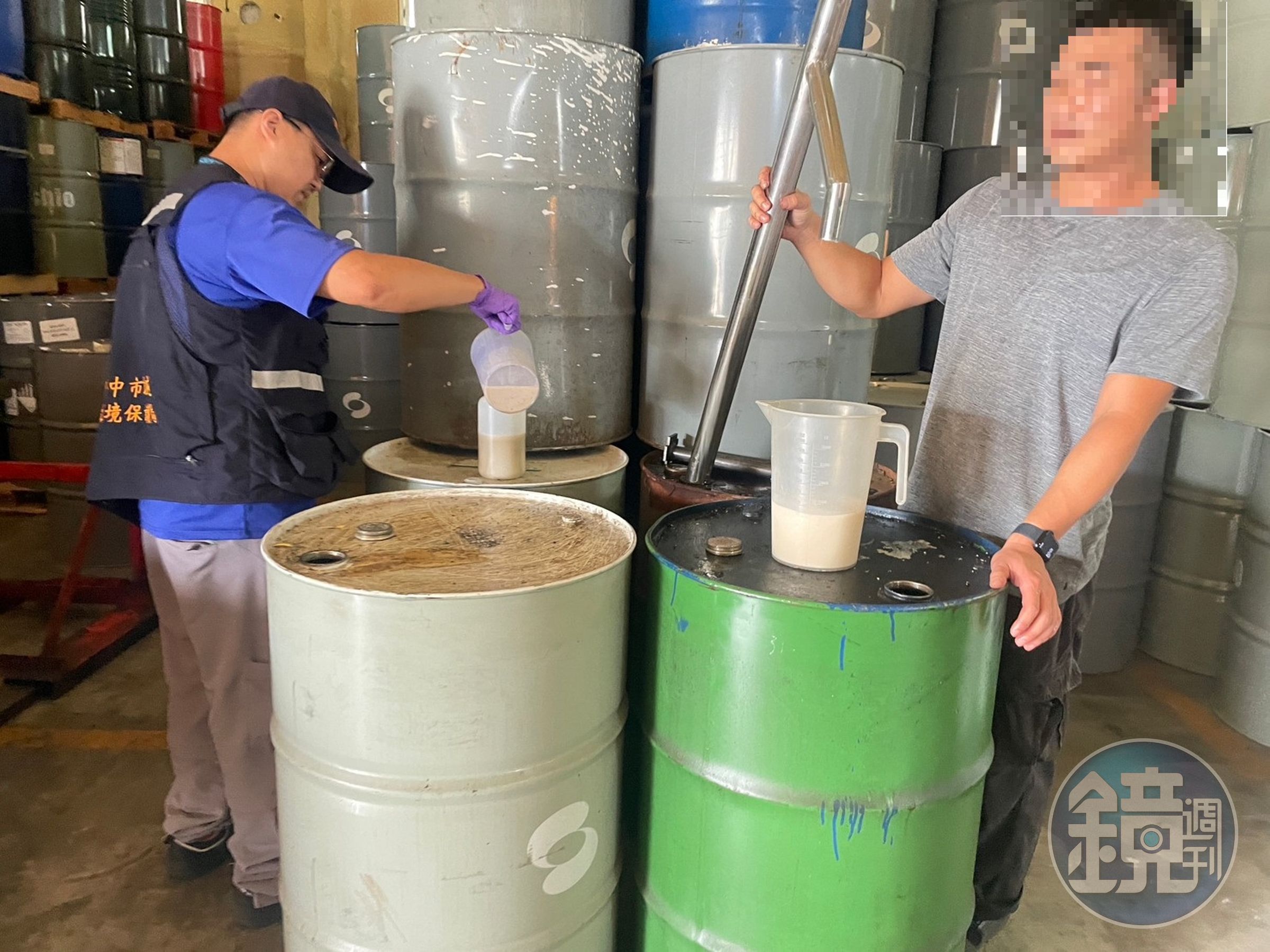 不肖業者非法回收廢切削油水牟取暴利，被專案小組逮獲。（保七總隊第三大隊提供）