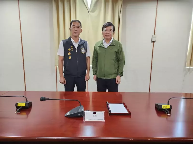 全國火車駕駛產業工會與交通部長王國材溝通後，宣布暫緩中秋不加班行動。（工會提供）