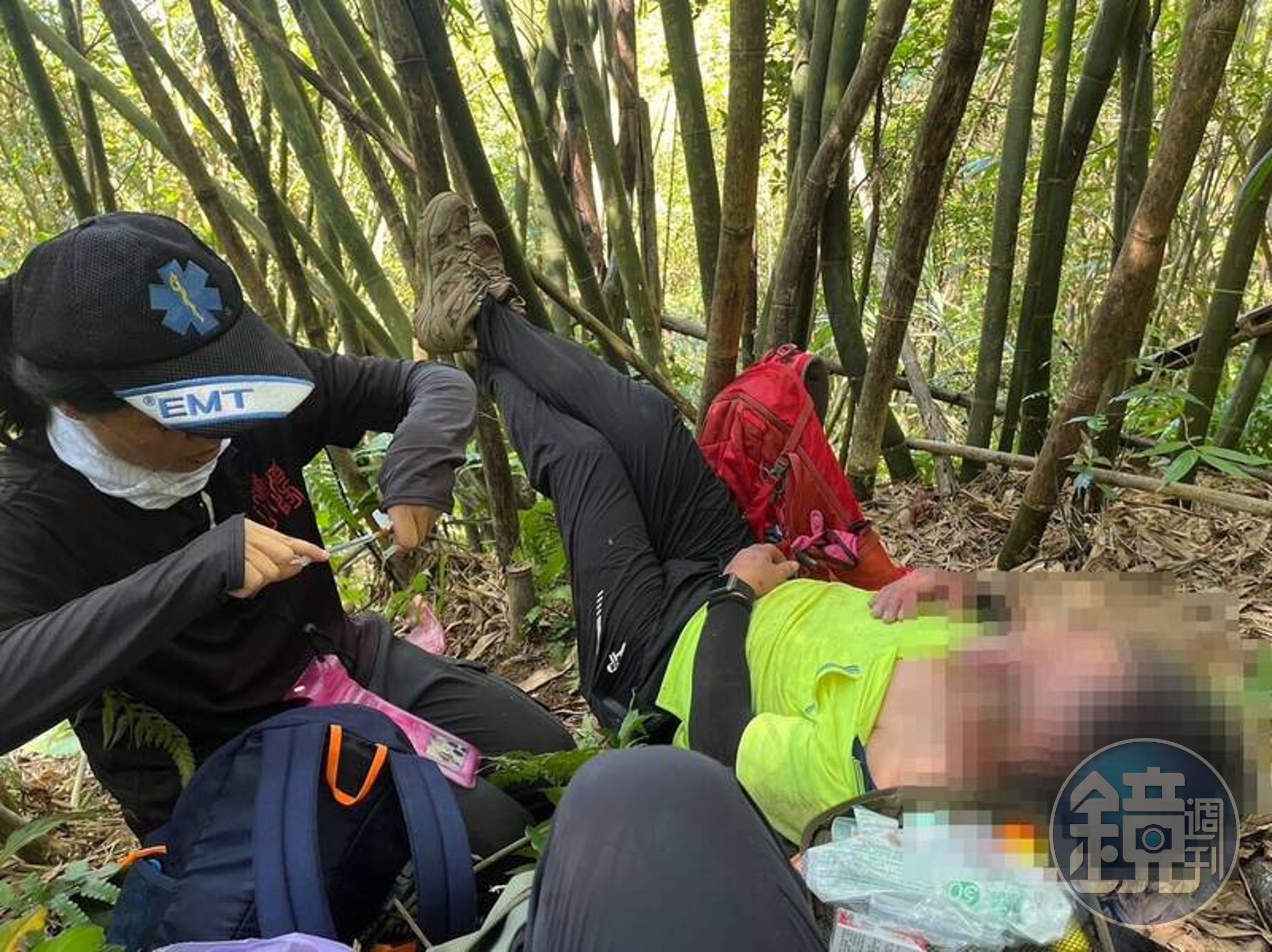 新北市瑞芳山區20日中午發生登山客遭蜂螫的事件。(翻攝畫面)