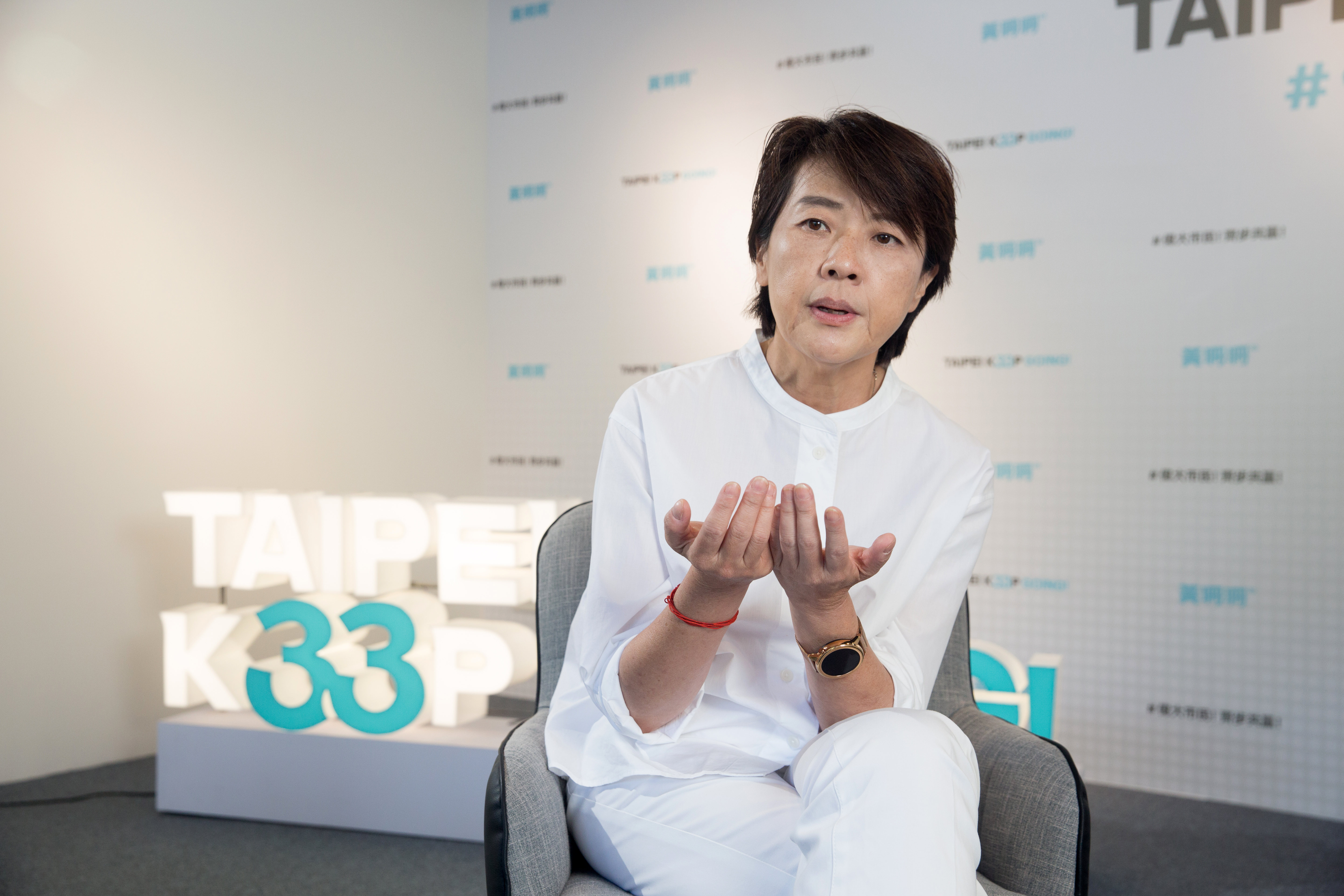 黃珊珊在臉書發文一句話：「沒錯幹嘛辭職？」引發熱議。（本刊資料照）