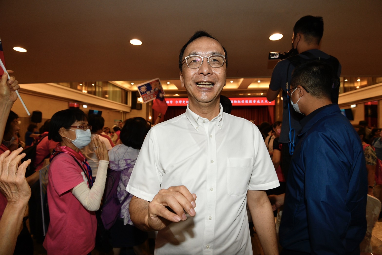 國民黨主席朱立倫表示，黨內的一對一民調顯示，不論是侯友宜或柯文哲，都穩定領先賴清德。（本刊資料照）