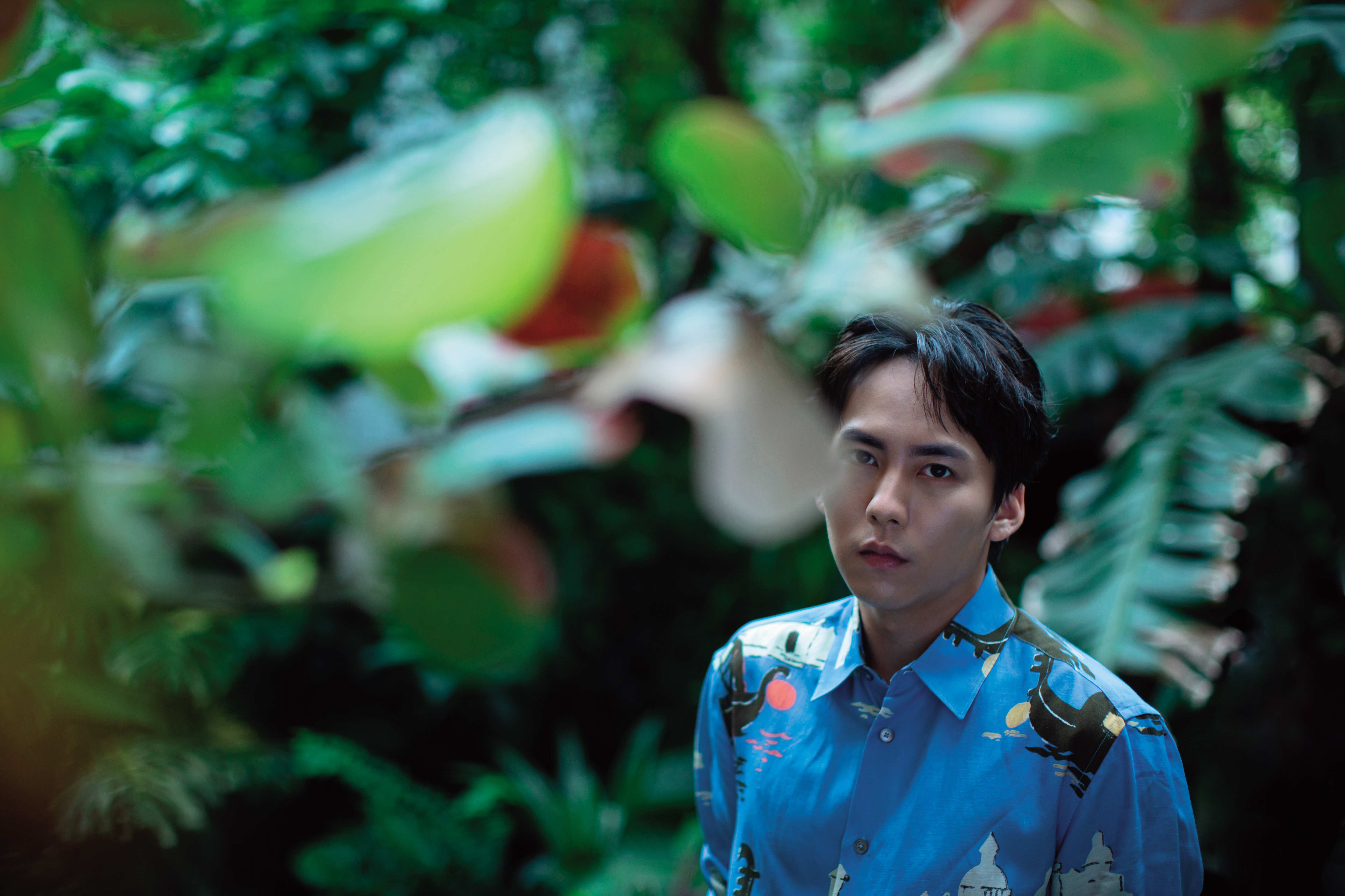 每個人的青春都應該是獨一無二的， 巫建和的青春雖然也是無數汗水累積而成， 看來卻總有一點點的老成。