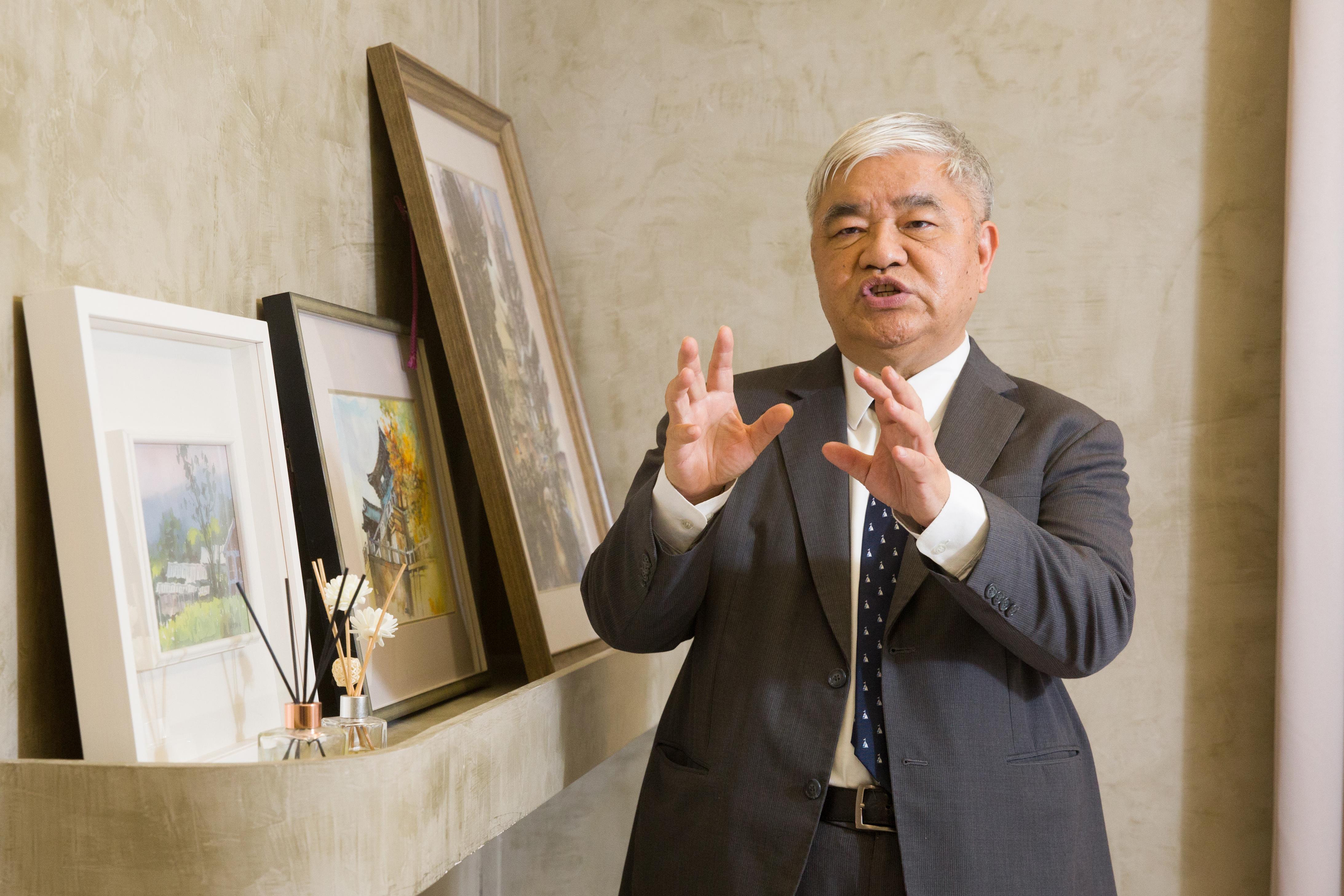 資深證券分析師杜金龍表示，熱門AI股廣達、技嘉等，近期股價漲多拉回，但整體表現仍相對強勢。