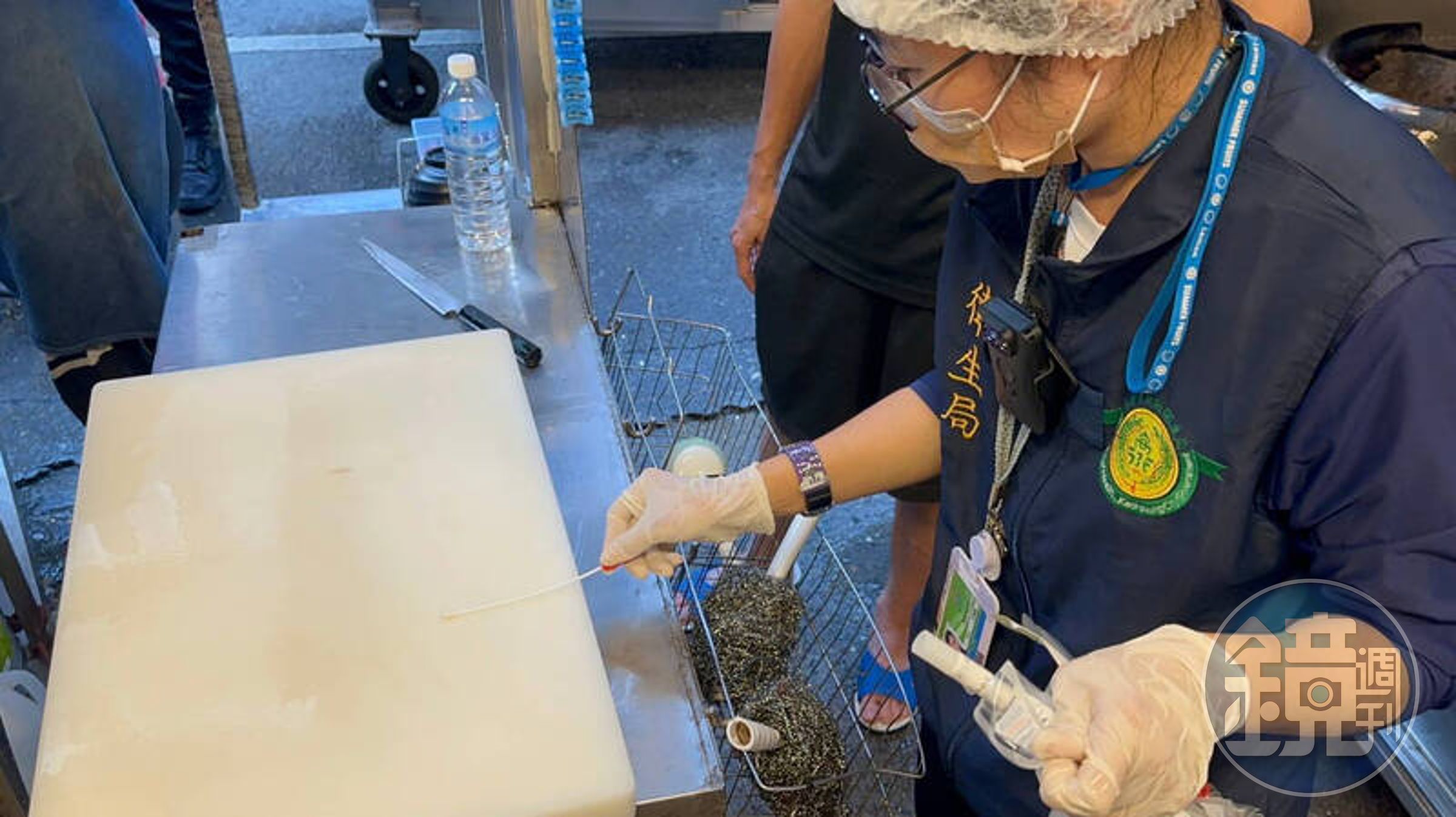 滑蛋蝦仁飯的蛋材料被檢出沙門氏桿菌,高雄某餐廳遭到開罰6萬元罰鍰、停業3天處分。(高市衞生局提供)