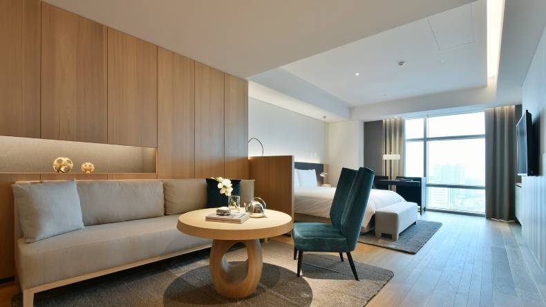 高雄晶英國際行館在易遊網上標錯價格，讓萬元的房型變成2,710元。（翻攝自易遊網）