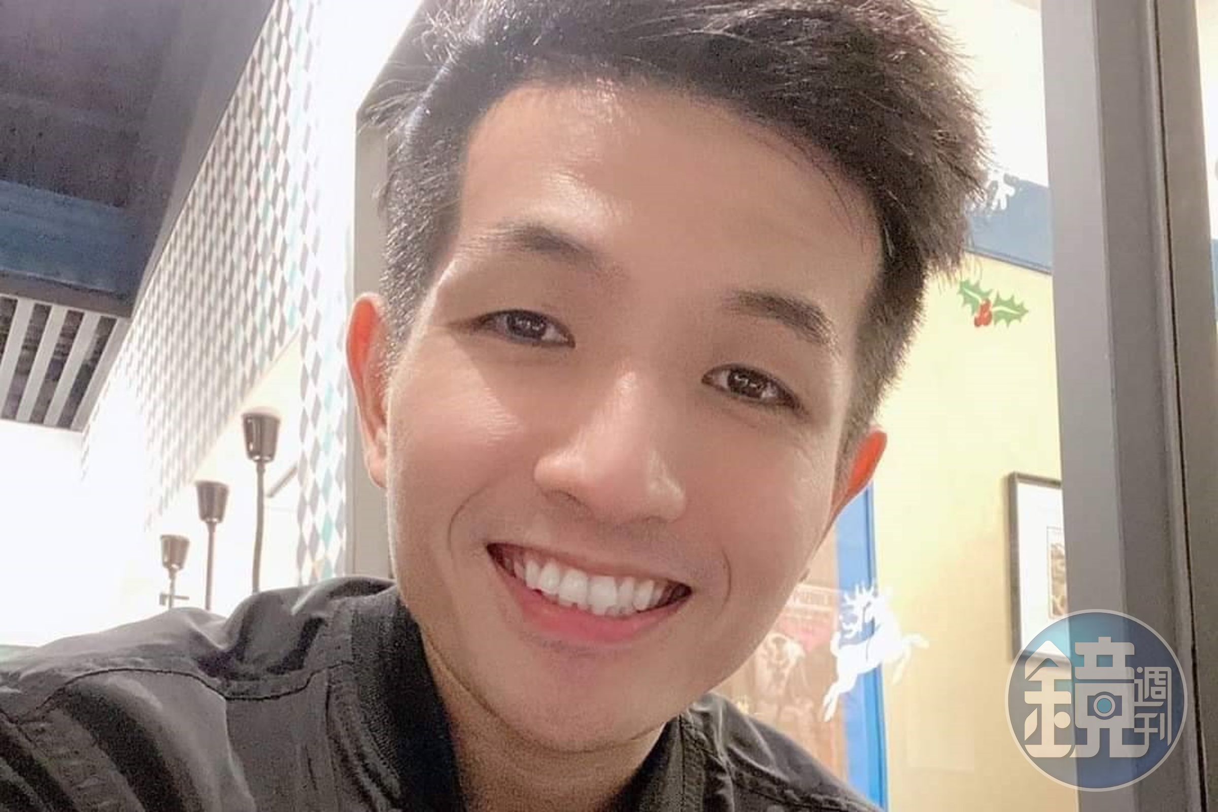 殉職的賴俊儒原訂11月要與英國籍的妻子渡蜜月,如今天人永隔,令人傷痛。(翻攝賴俊儒臉書)