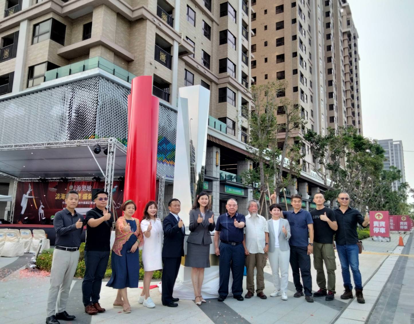 名軒海樂地已取得使照，預計在10月陸續交屋。