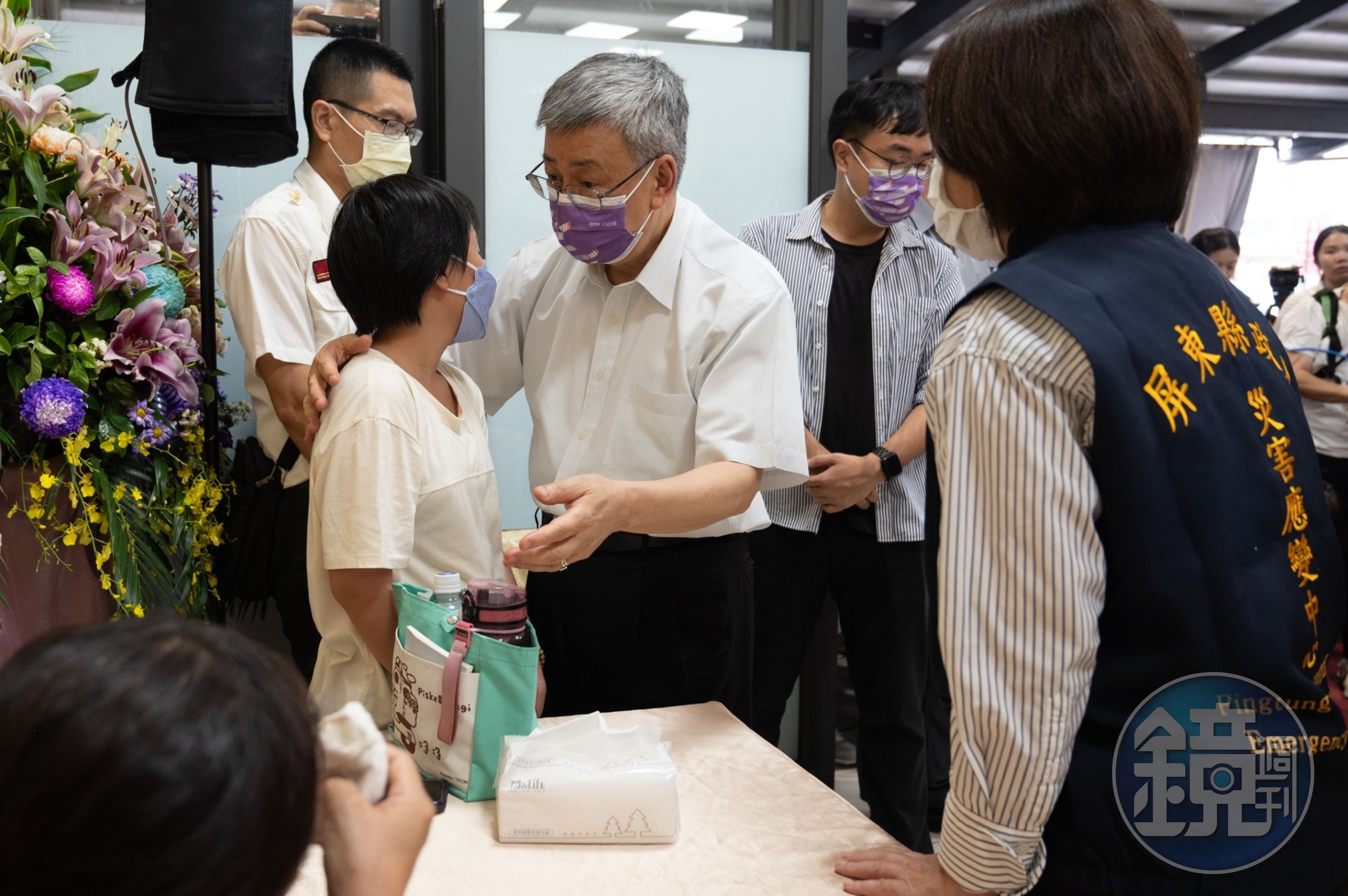 陳建仁指出，政府已編列76億元提供消防人員裝備以及加強相關設施，未來會再編80億元經費。（翻攝自臉書＠陳建仁）