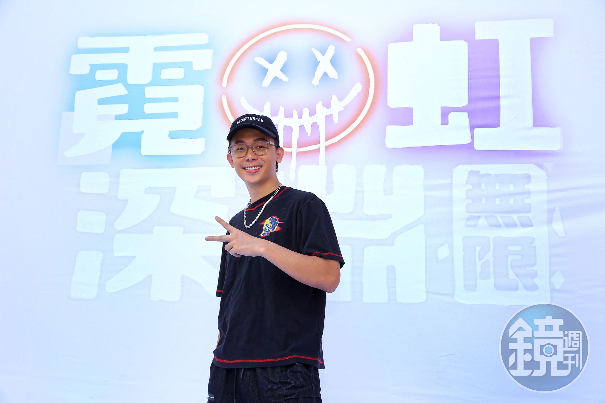 百萬YouTuber反骨男孩「酷炫」邀請玩家9月27日《霓虹深淵:無限》一同上線爽快開轟!(官方提供)