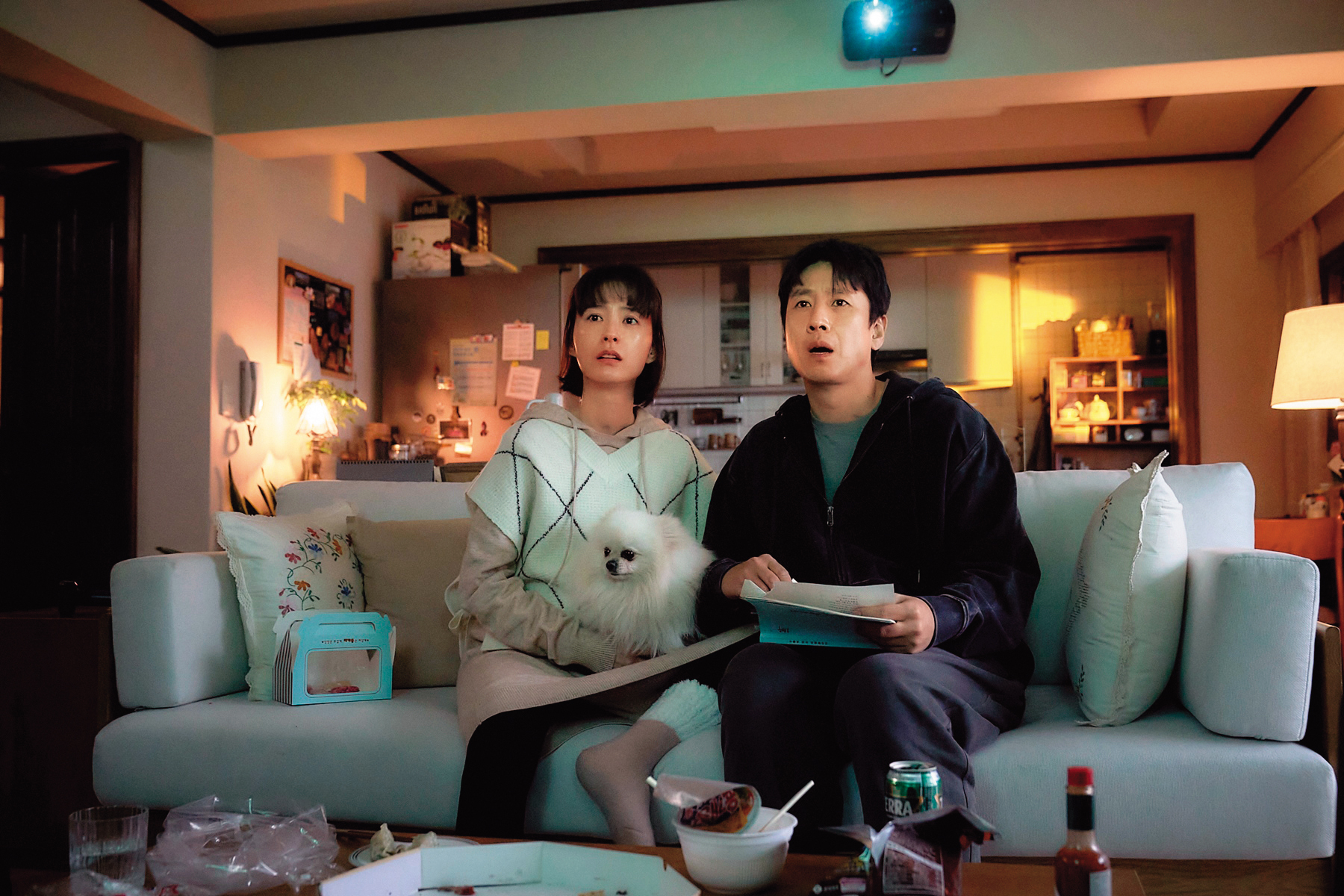 李善均與鄭裕美4度演夫妻，片中因為從日常生活所引發的恐怖，碰觸了伴侶關係的緊張拉扯。（車庫提供）