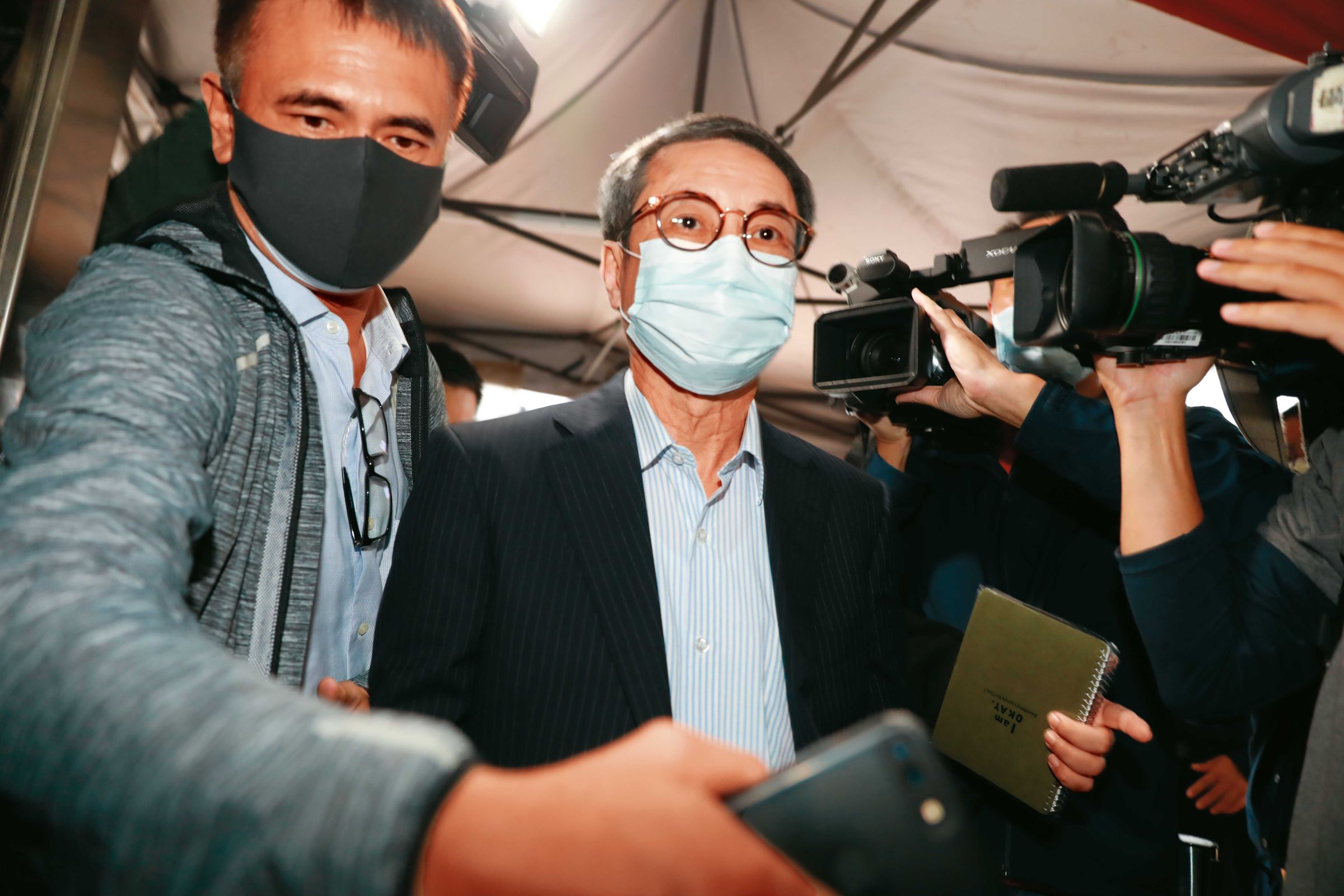 富商翁茂鍾(圖)以司法追殺巴黎銀行經理諸慶恩一家人,遭本刊踢爆後至今仍服刑中。