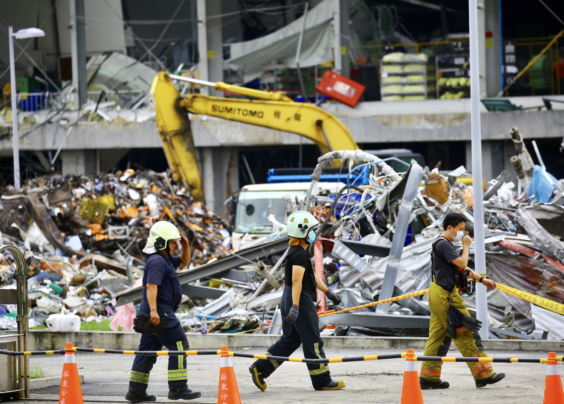 明揚爆炸案造成9人喪生,其中1名罹難的女主管本在第一時間離開公司,卻又折返回去處理工作,命喪火窟。