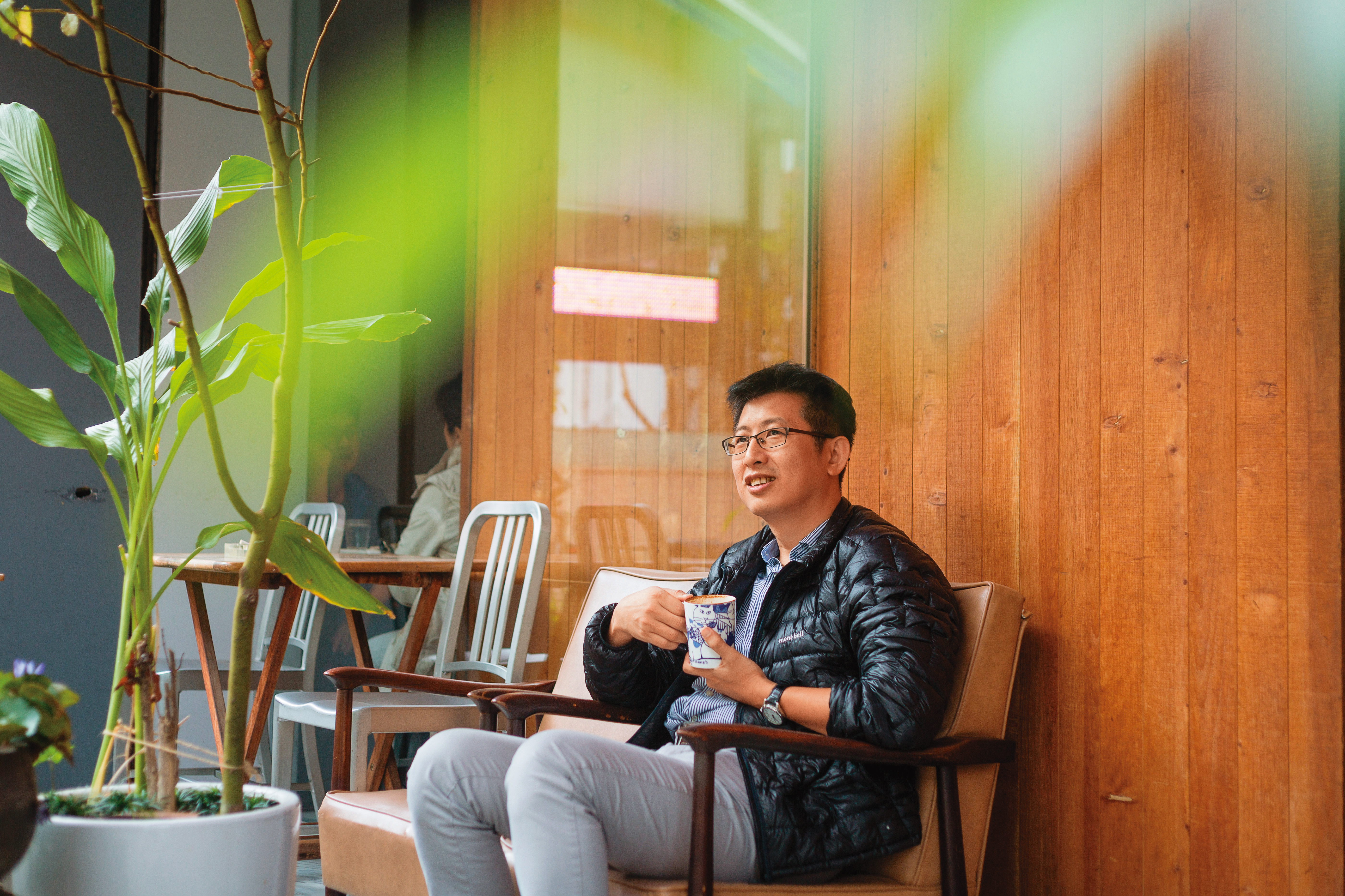 股魚對於今年債券市場紛擾完全不在意，他認為應該享受月月領息的樂趣。