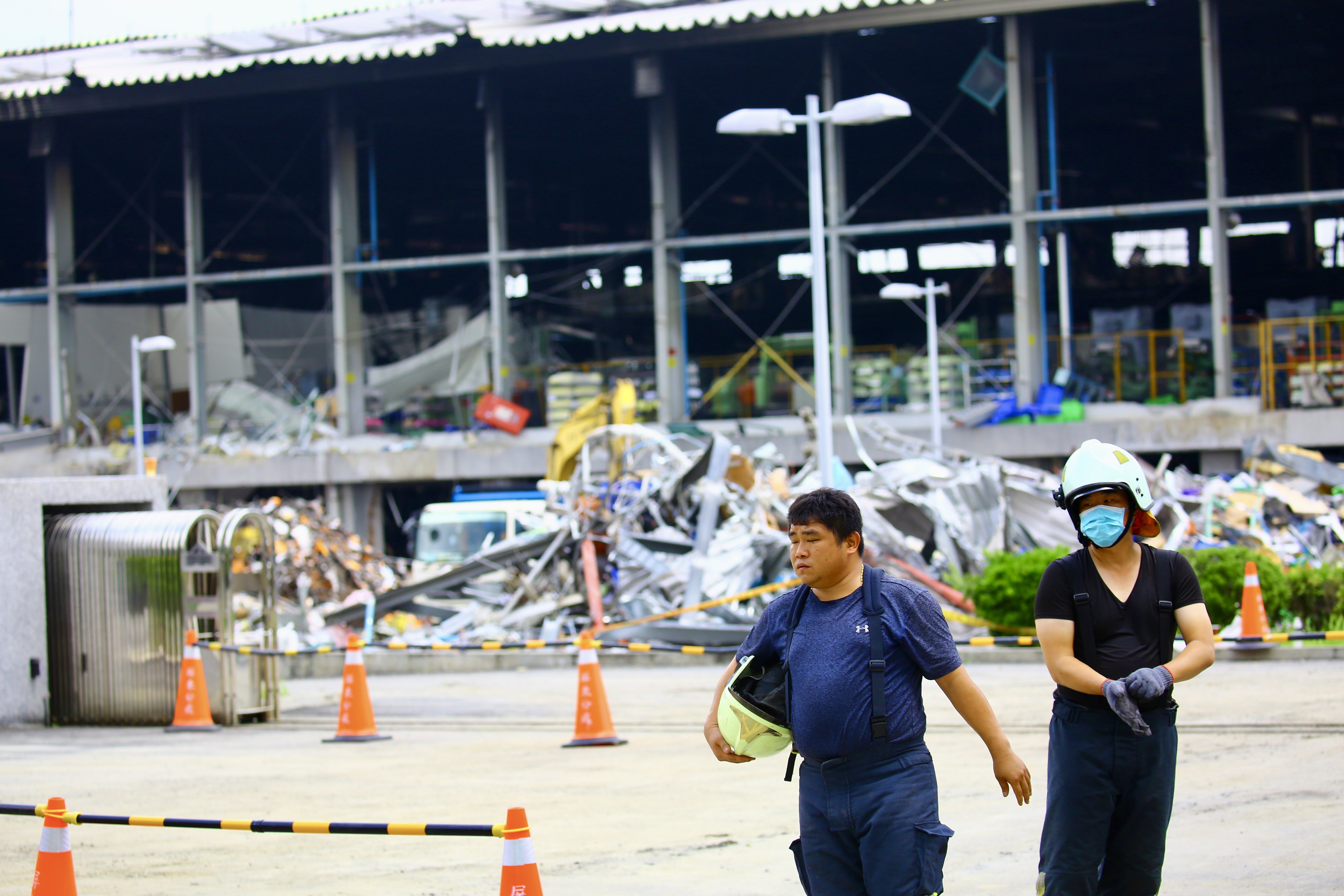 明揚國際爆炸帶走9條人命1人仍未尋獲，事後也引發關於工廠囤放過量過氧化劑，意外當時未確實疏散等疑慮。（本刊資料照）