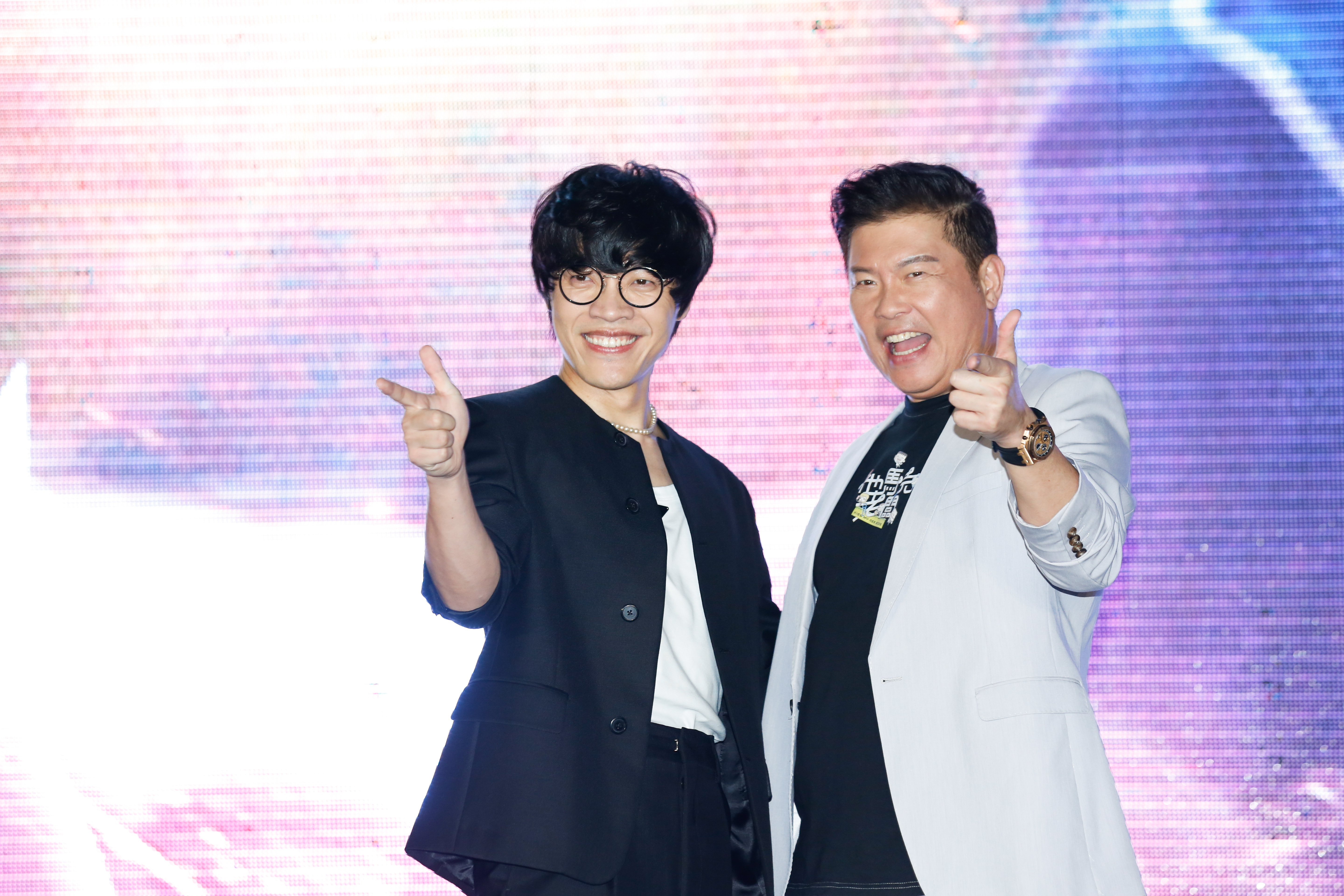 曾國城（右）透露兒子觀影後感動也催淚，盧廣仲（左）也有不少粉絲搶先為口碑場貢獻票房。