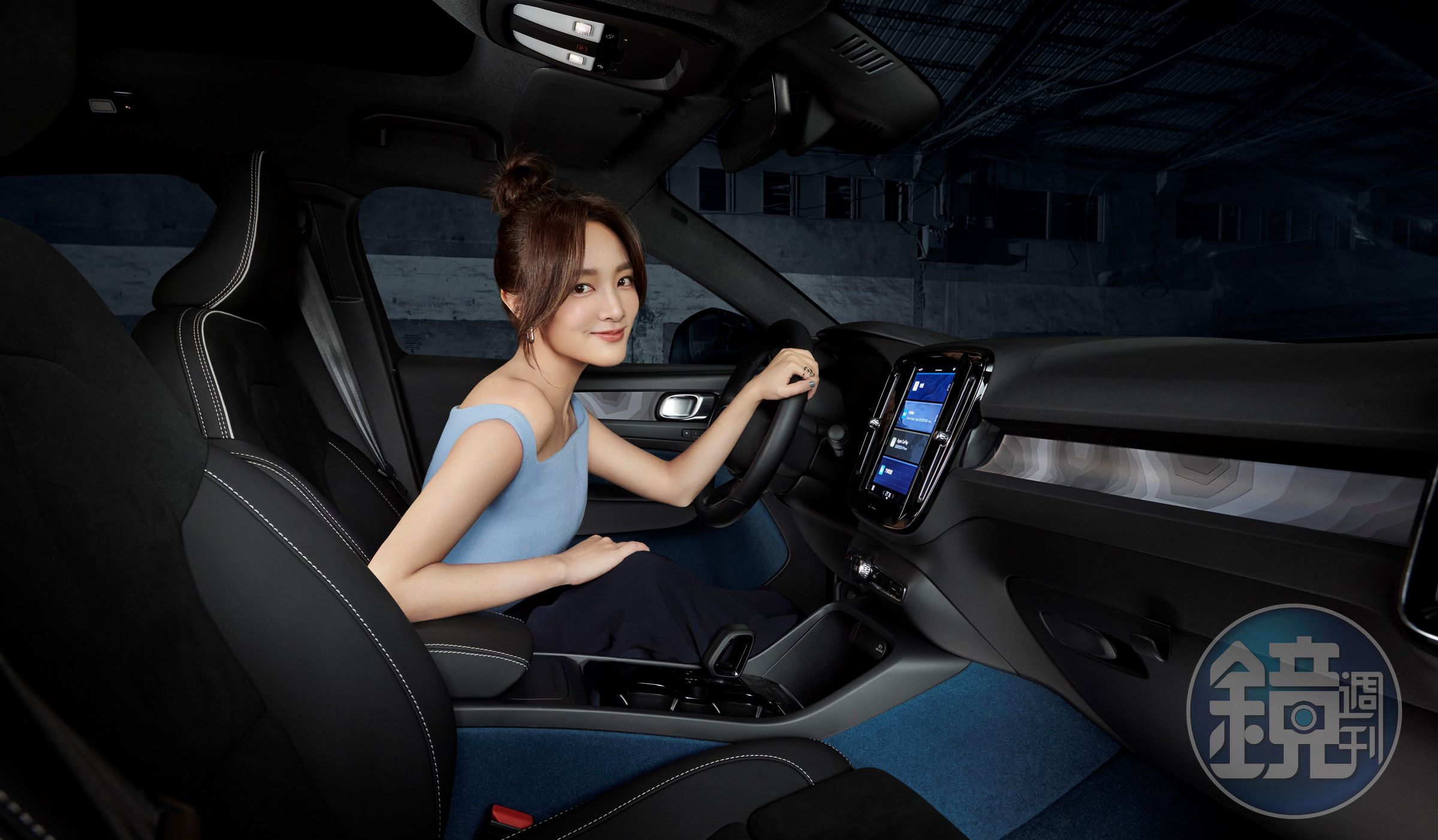 王淨拍攝汽車廣告,展現不同魅力。(VOLVO 國際富豪汽車)