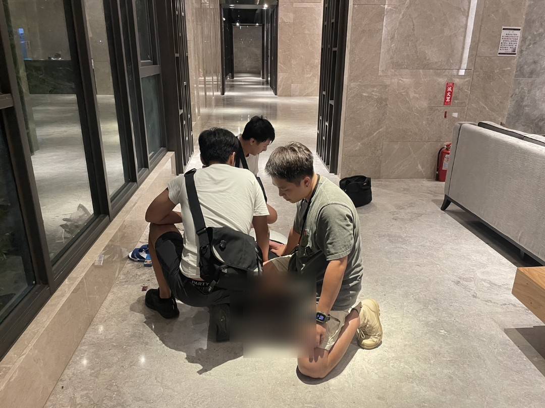 警方認為陳男說詞諸多疑點，日前到陳男高雄住處將他逮捕。（翻攝畫面）