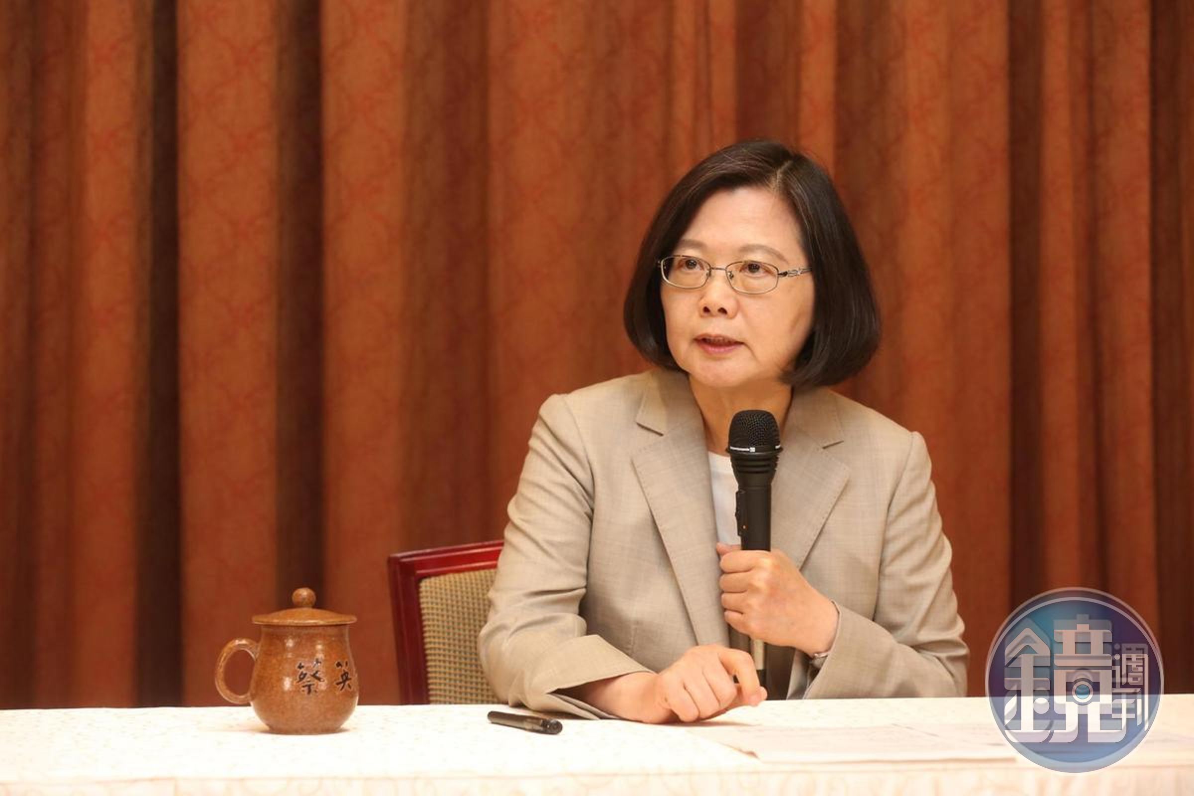 蔡英文祝老師們教師節快樂。(本刊資料照)