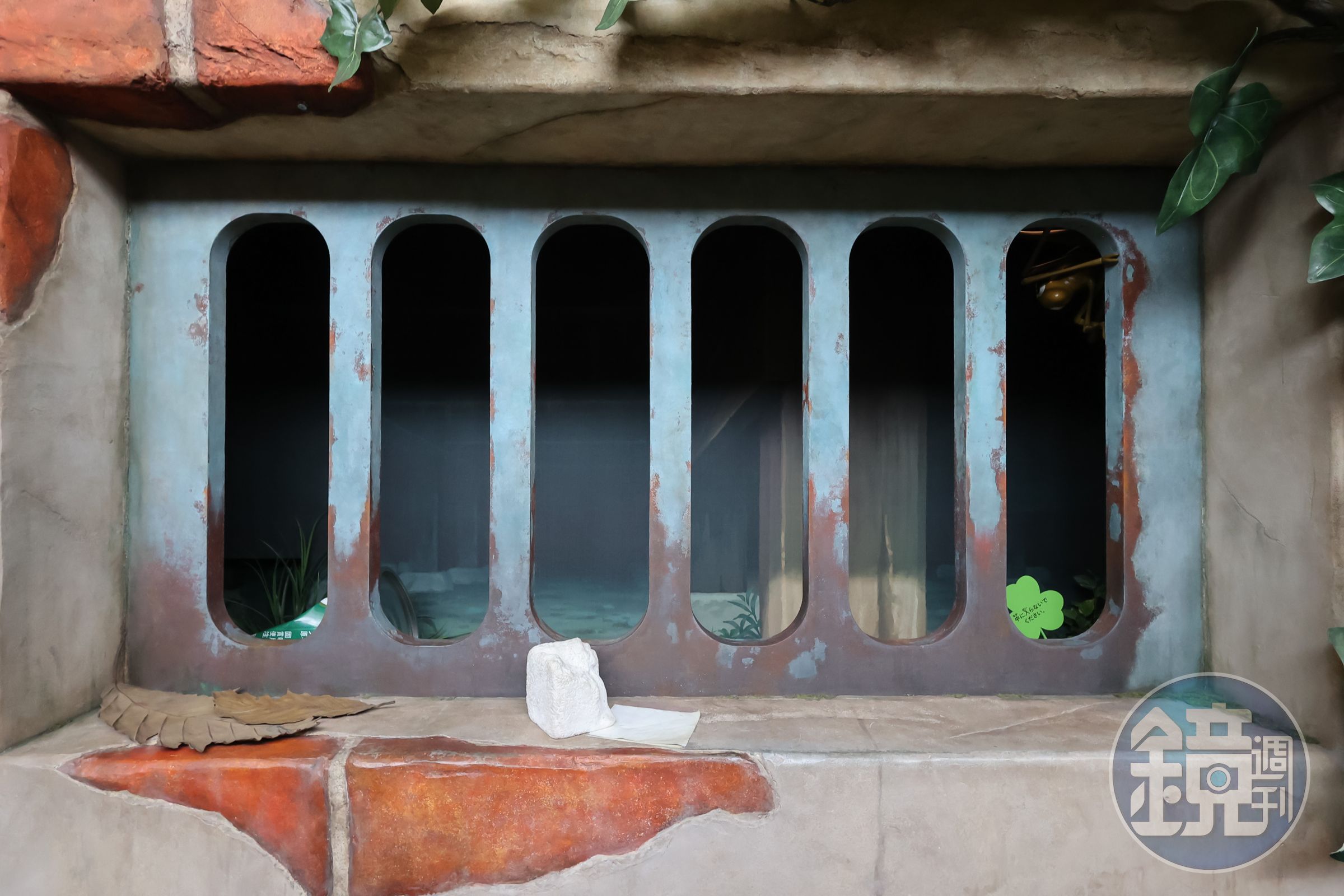 艾莉緹第一次借物就遺落的方糖,也出現在小人花園裡。(甲上娛樂)
