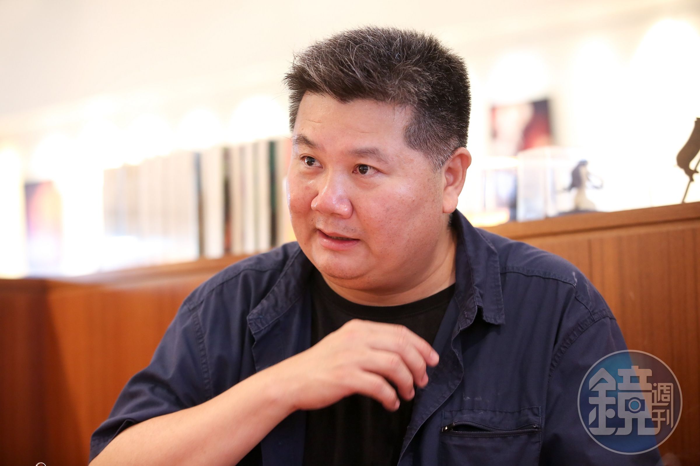 李惠仁看見不合邏輯的事,想搞懂背後原因展開調查。