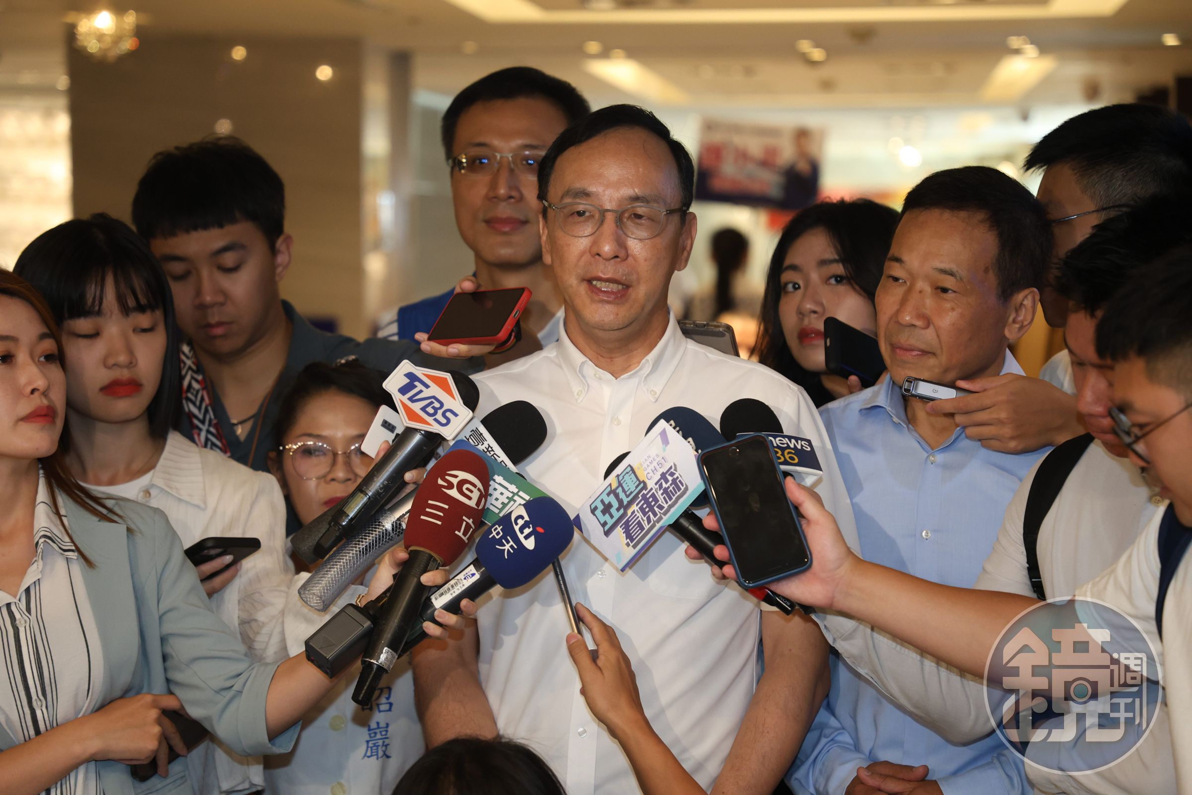 對於柯文哲在內部會議飆罵國民黨「去死吧」,朱立倫受訪時緩頰,表示雙方是老同學,溝通應該沒問題。(國民黨文傳會提供)