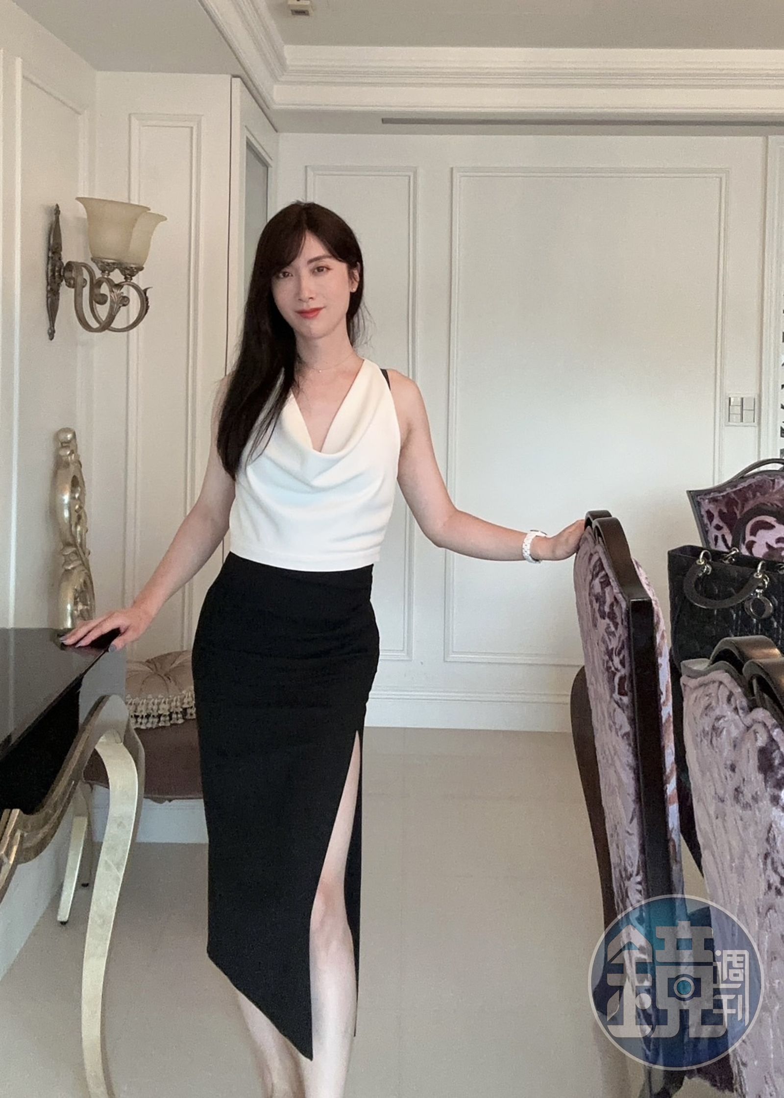 陳漢章各種扮相被認證「最美檢座」,很感謝台灣社會對如此包容,誇他勇敢做自己。