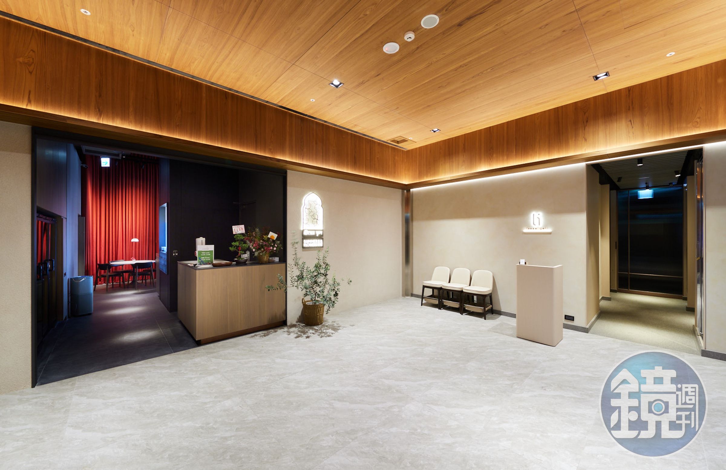 雖然鑽石塔遲遲未開幕，不過餐廳「夏花餐室」、「Li teppanyaki」已開始試營運，訂位滿至10月底。（新光三越DIAMOND TOWERS提供）