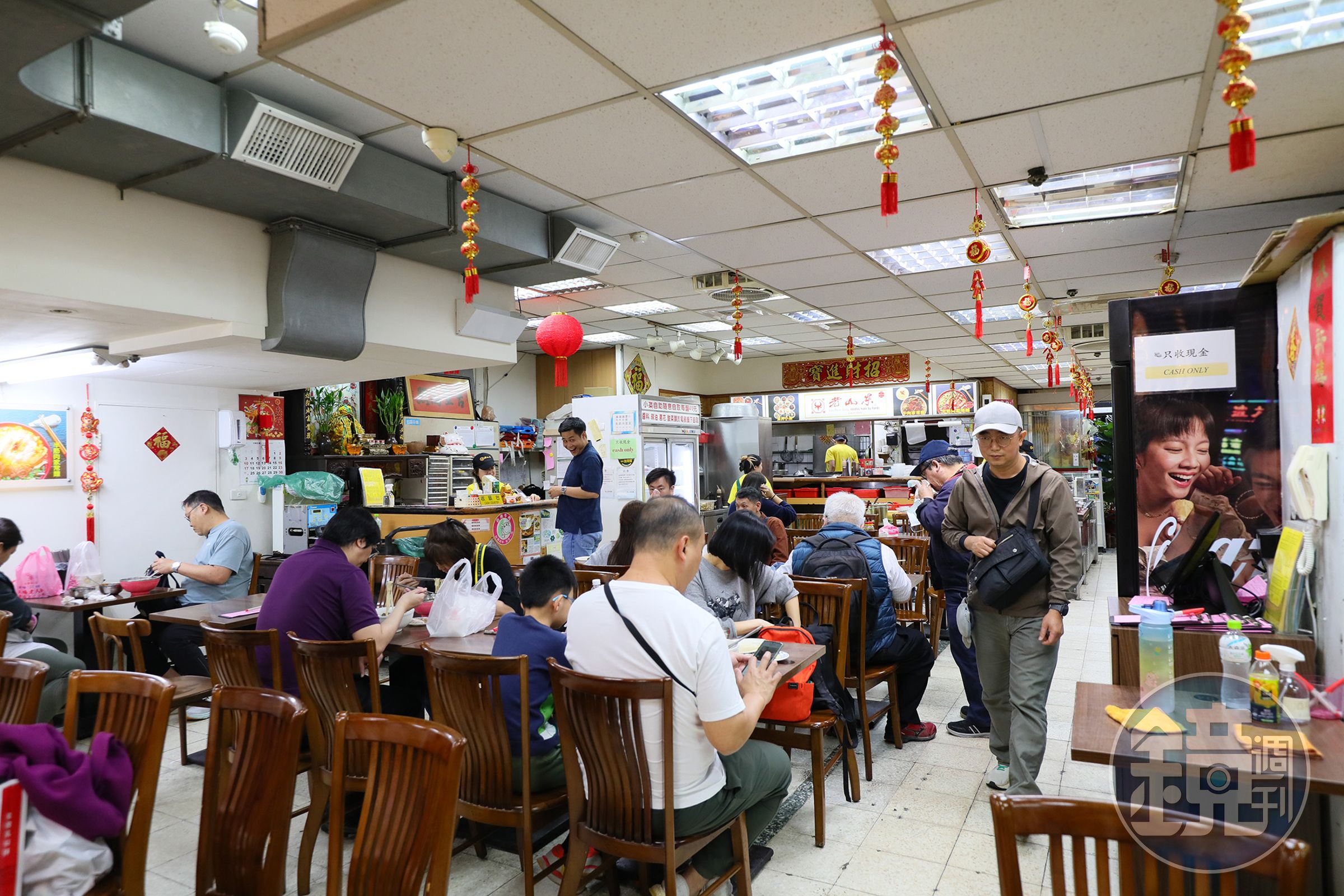 老山東座位數非常多,而且翻桌率快,雖然偶爾需要排隊,但等候時間不長。