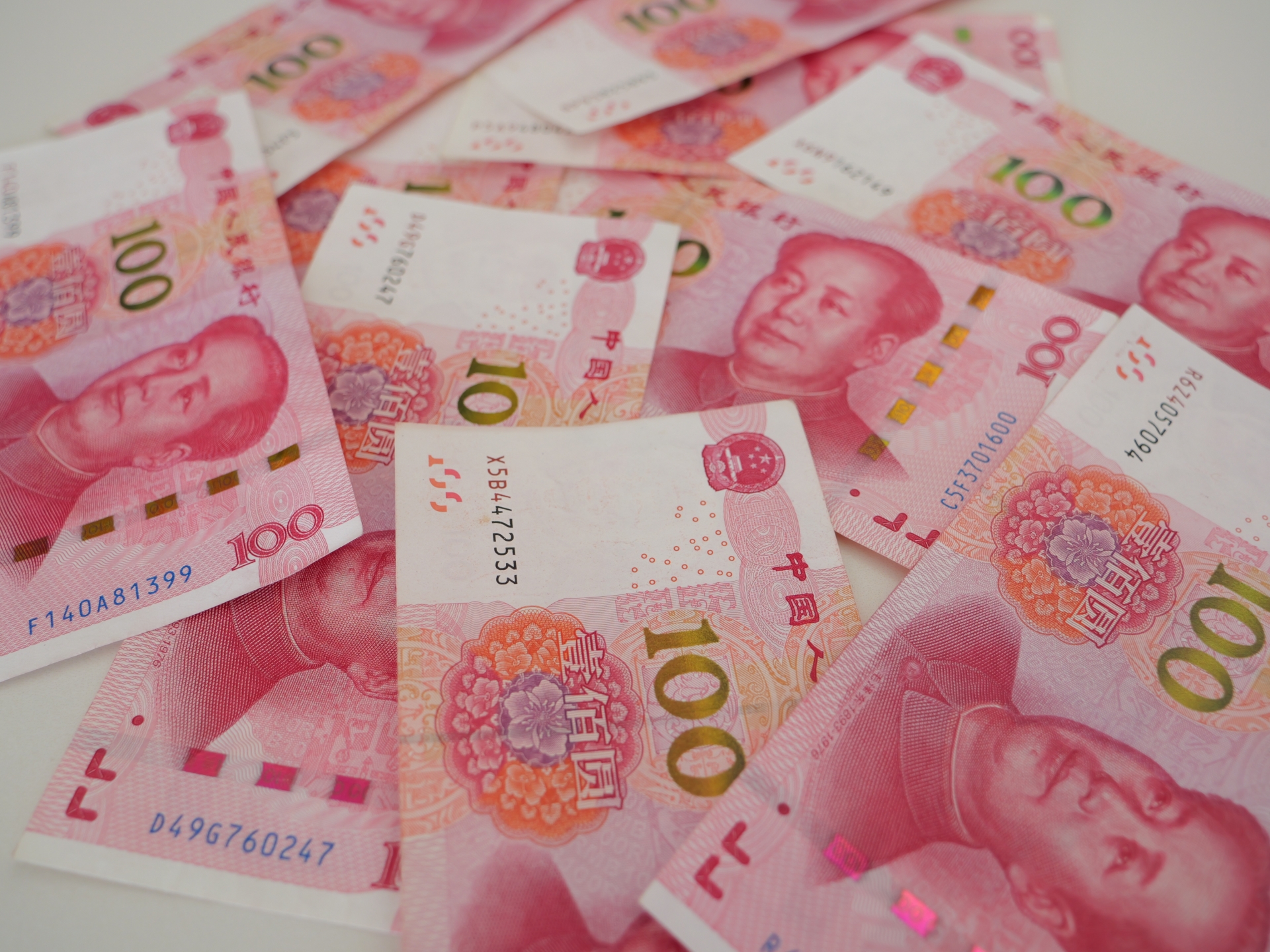 北京一名女子在銀行提領過世父親的存款，沒想到因無法確認繼承資格而無法領錢。（示意圖，photoAC）