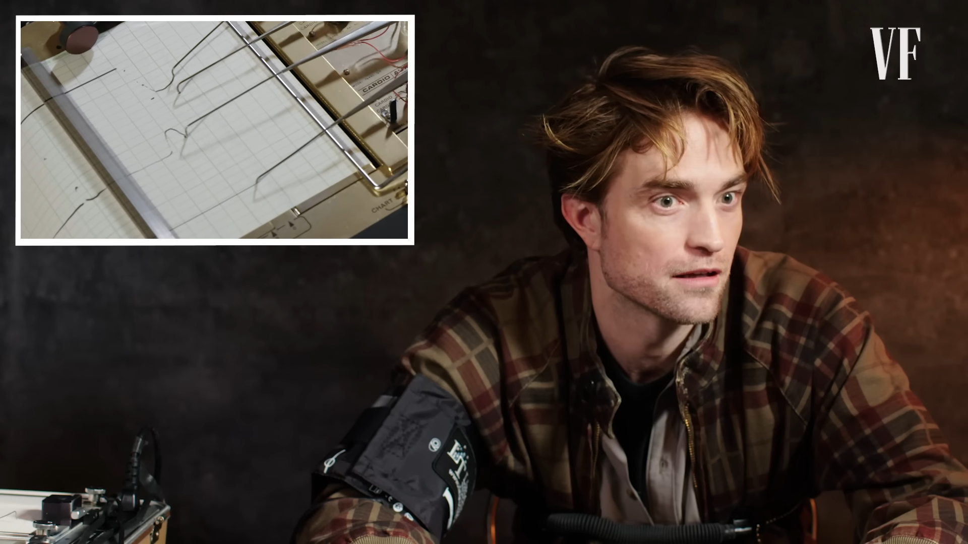 羅伯派汀森為《橫衝直闖》的播報員一角獻聲演出。(龍祥電影提供/翻攝自vanityfair.com)