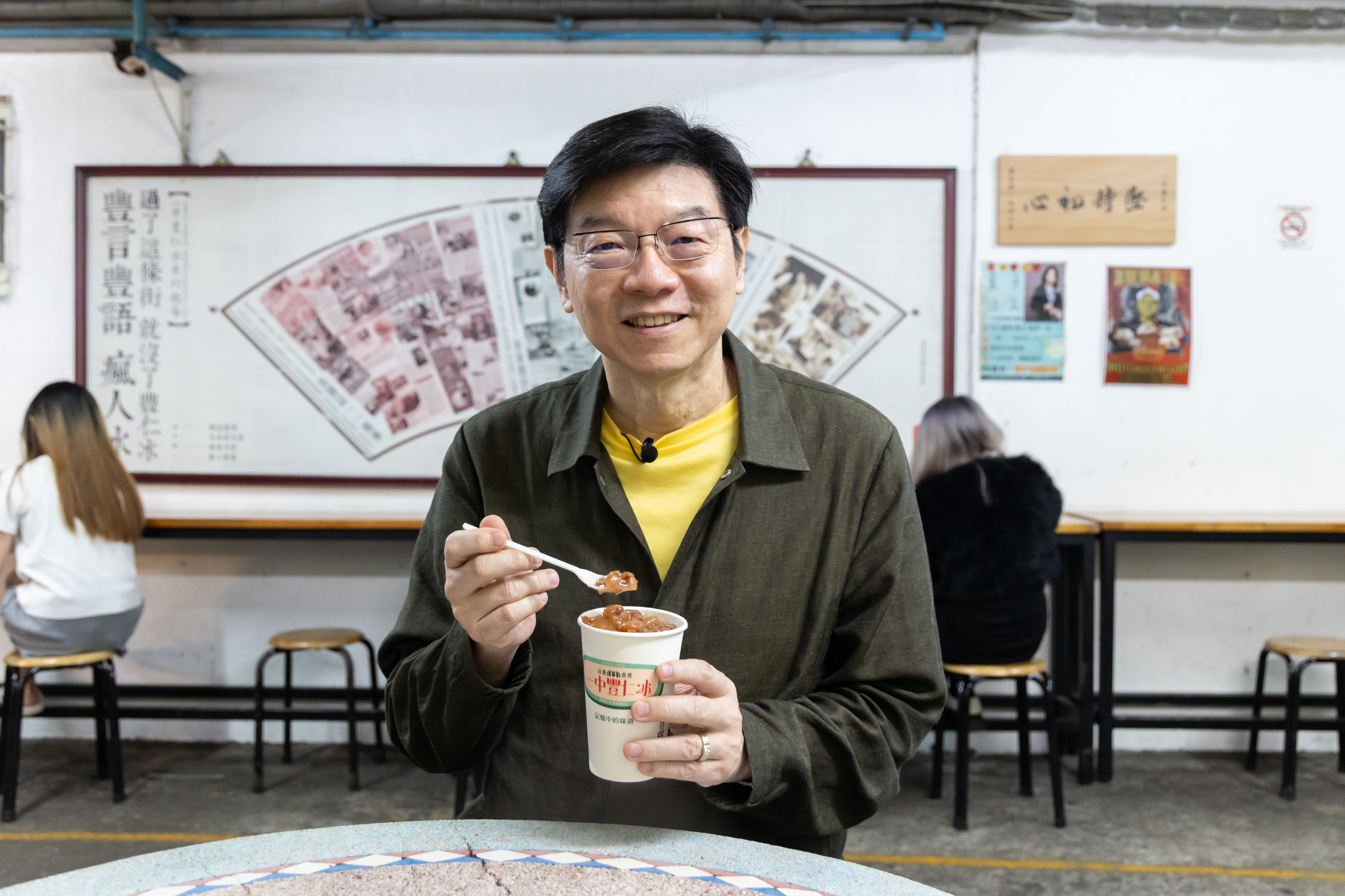 已出版兩本《裴社長廚房手記》的裴偉,現在正走遍全台,籌備以小吃為主題的第三本美食書。