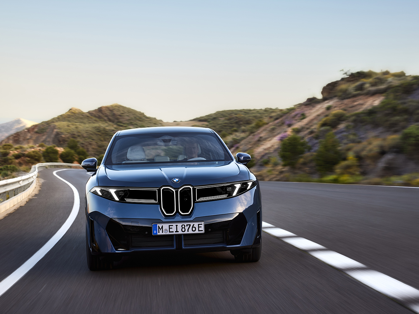 車誌/精選年度風雲車　BMW iX3