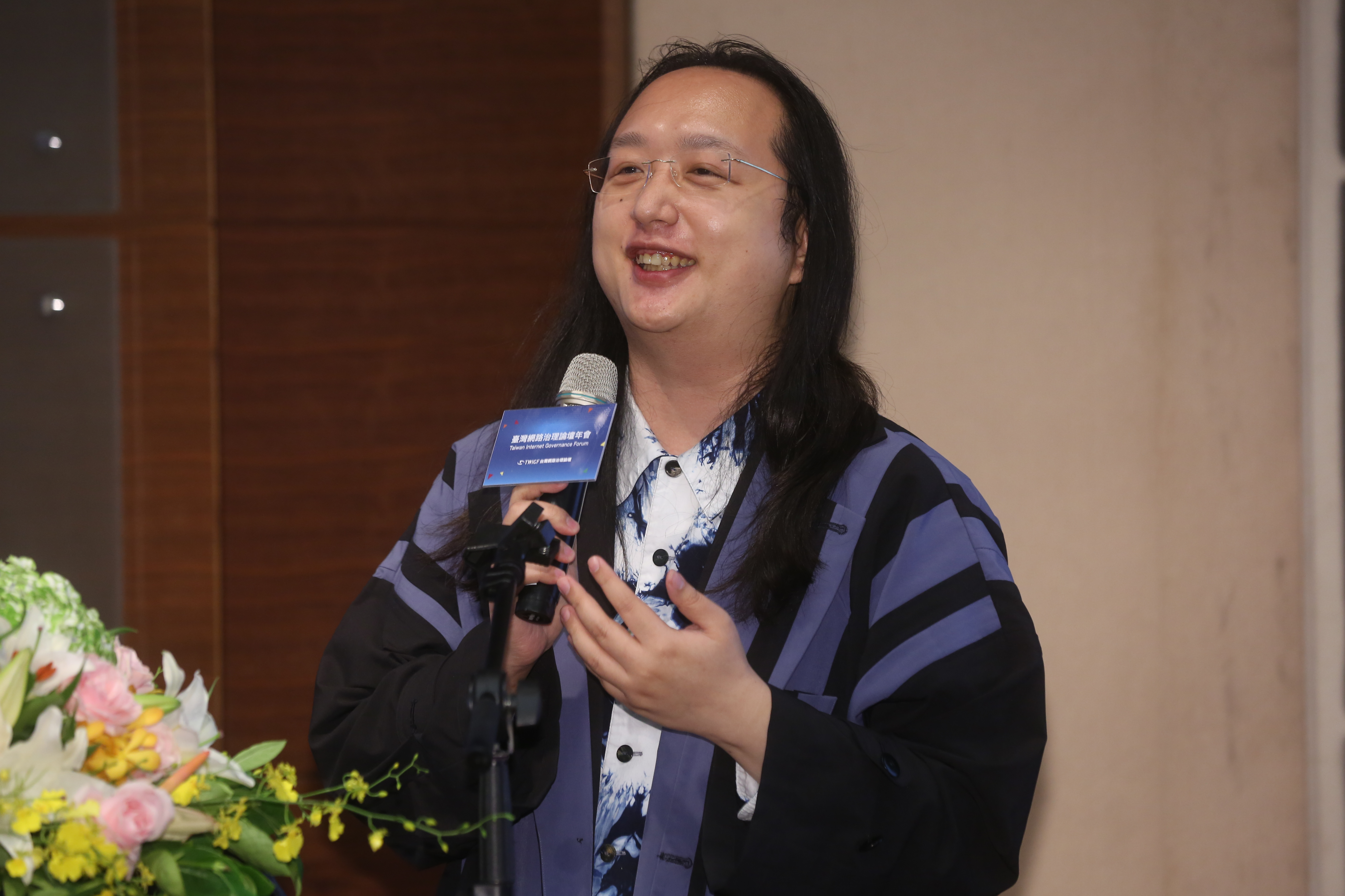 數位發展部豪撒4億做辦公室搬遷，其採購金額也相當高，引發外界質疑部長唐鳳能力與是否浪費公帑。（本刊資料照）