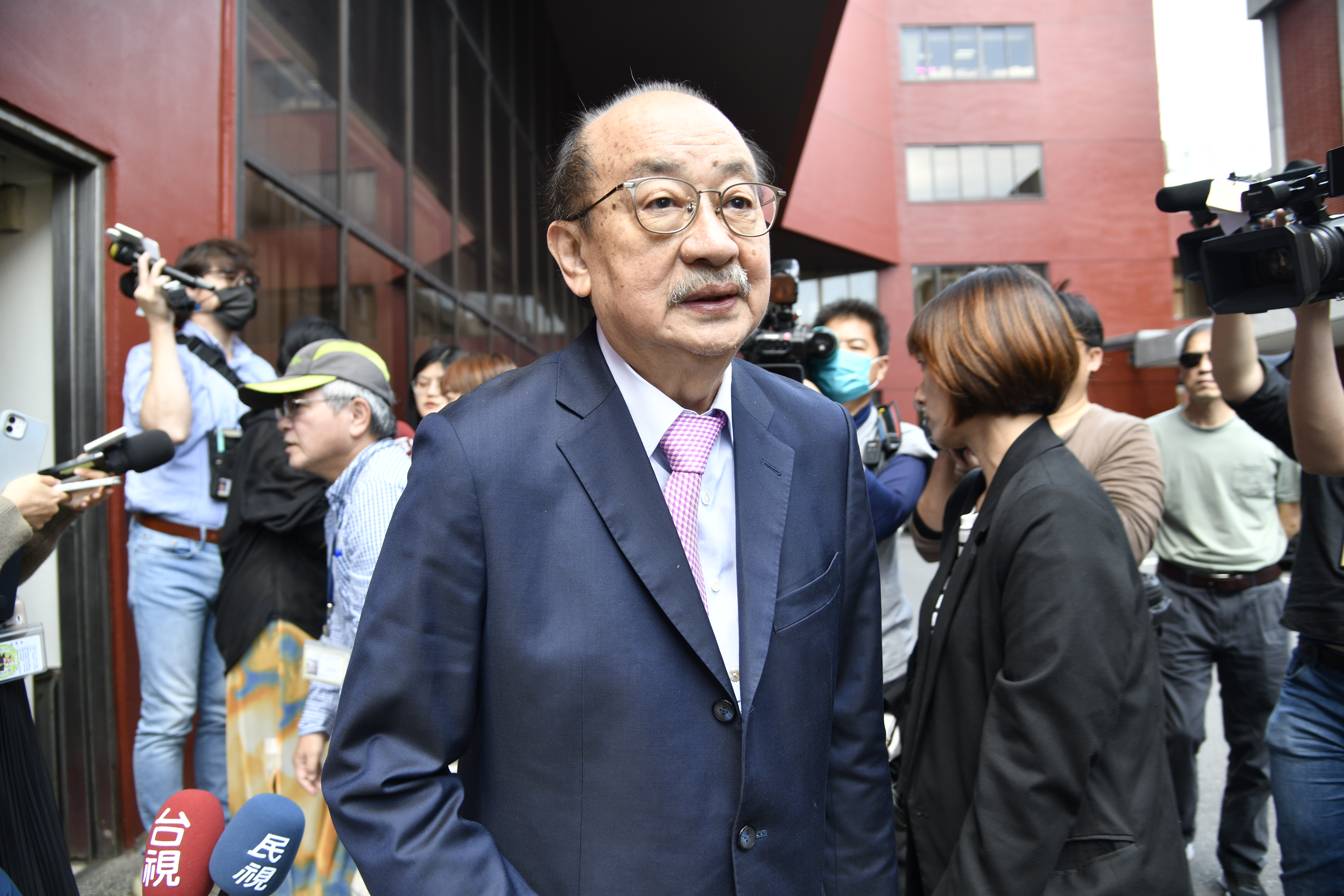 民進黨團總召柯建銘稍早在社群平台threads發文，向傅崐萁喊話：「適可而止吧！不要陷韓院長於不義！」（本刊資料照）