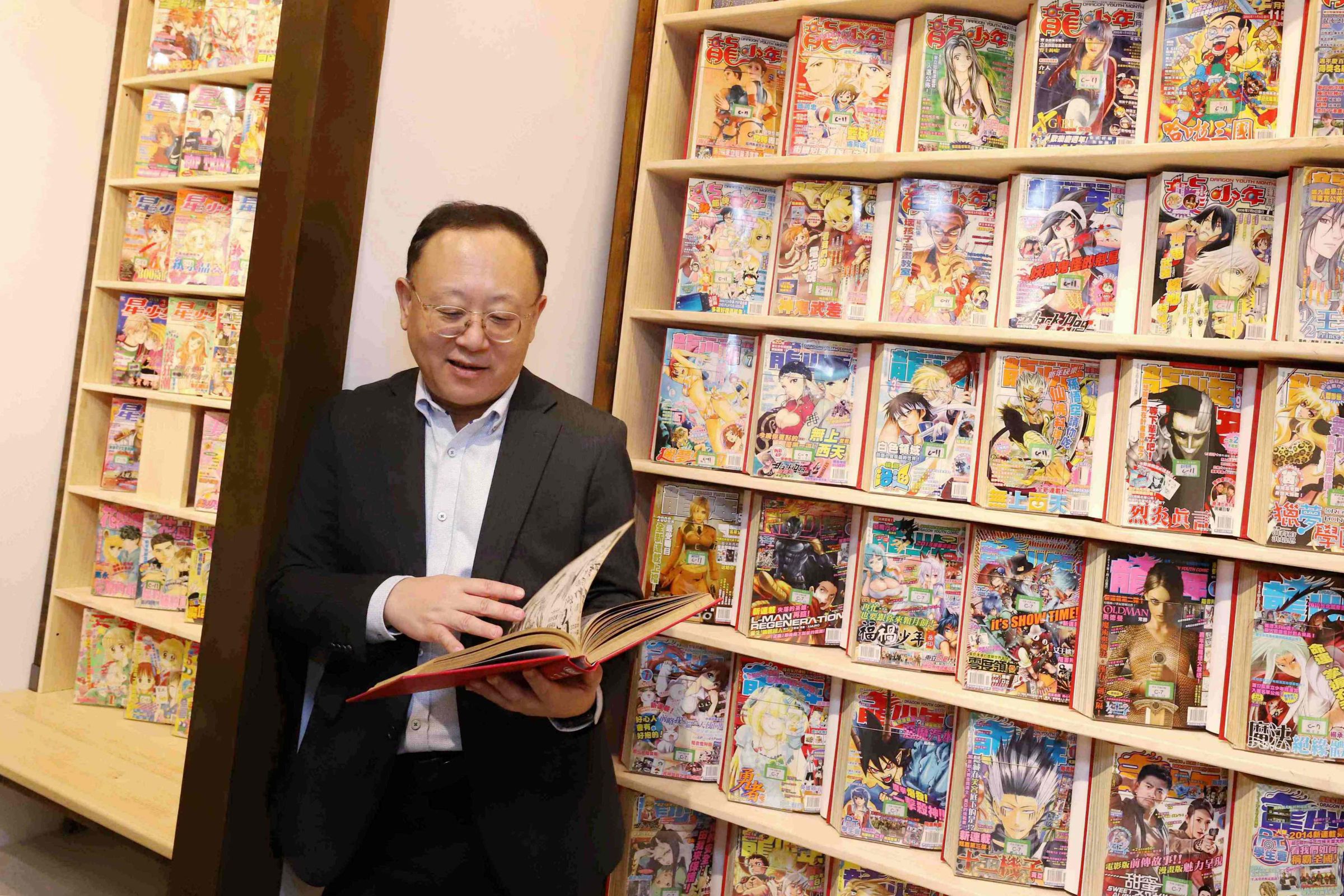 史哲搶先開箱國漫館部分亮點展覽，圖為「時代封面－臺灣漫畫雜誌流行回顧特展」。（文化部提供）