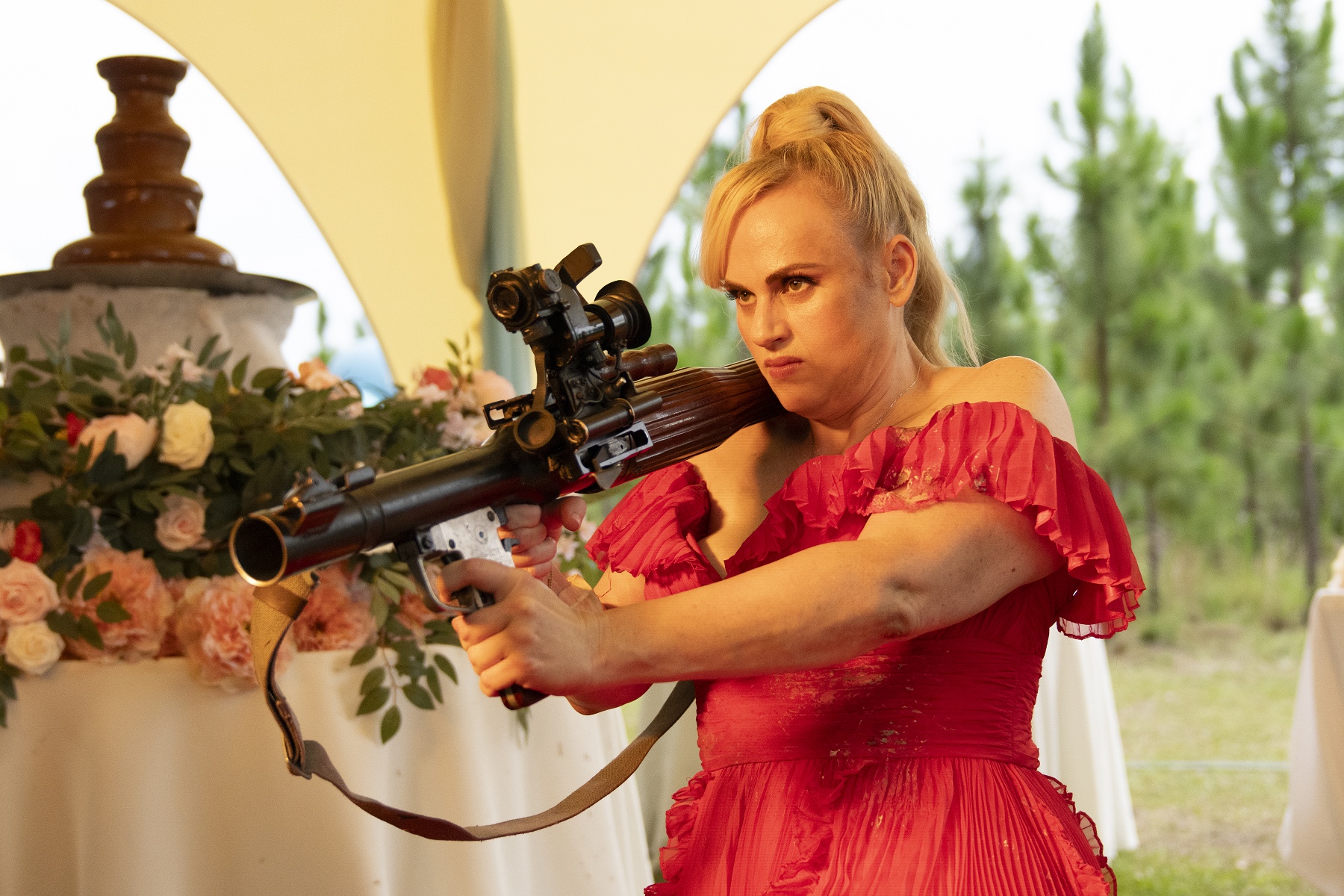 瑞貝爾威爾森在片中變身女打仔。（采昌提供）