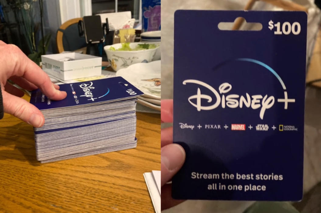 一對阿公阿嬤原本想買迪士尼禮物卡,不小心買成Disney+禮物卡。(翻攝抖音@aofthecoast)