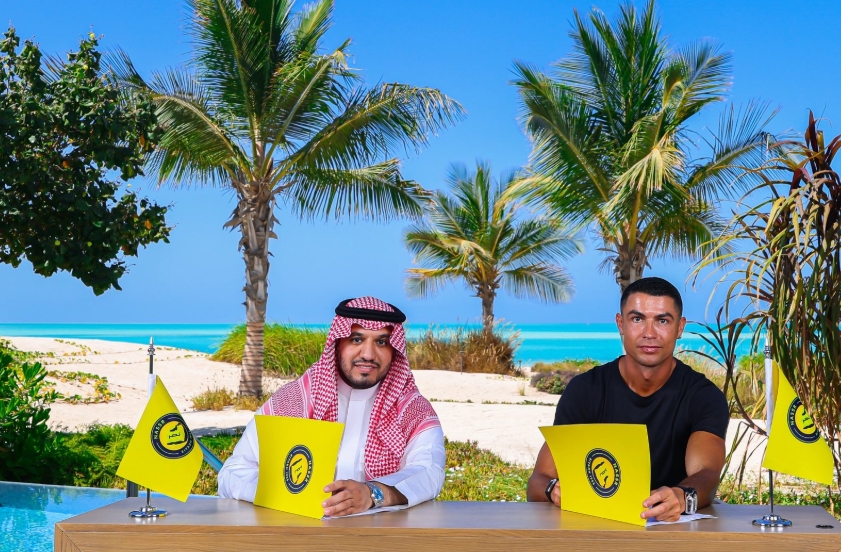 C羅與艾納斯續約2年。（翻攝自X）