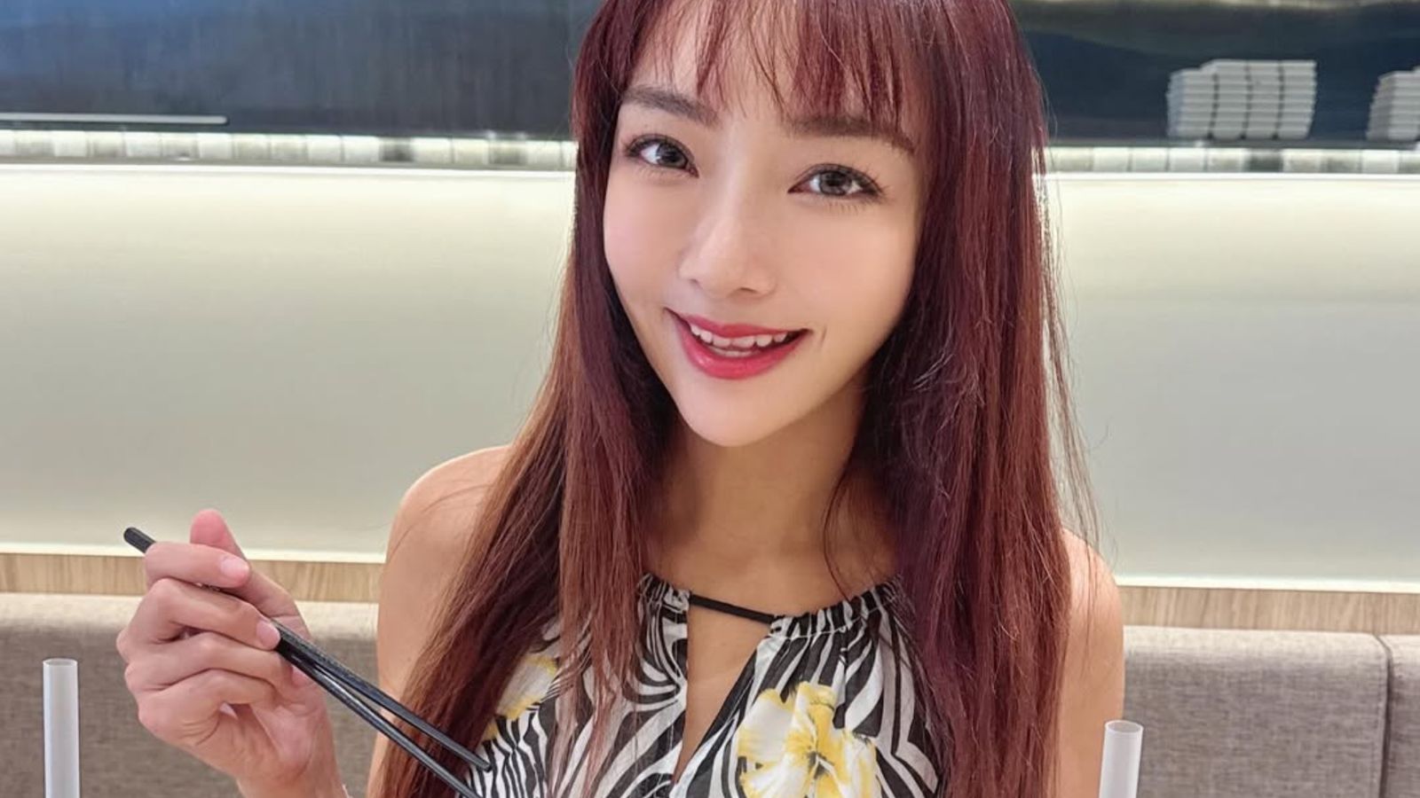 「資生堂千金」李宓擁有北一女、台大高材生光環。（翻攝李宓IG）